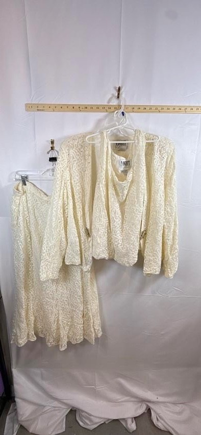 Vintage Night Studio New York 3 Pc Set Womens 22 Ivory Lace Skirt Suit Embellish