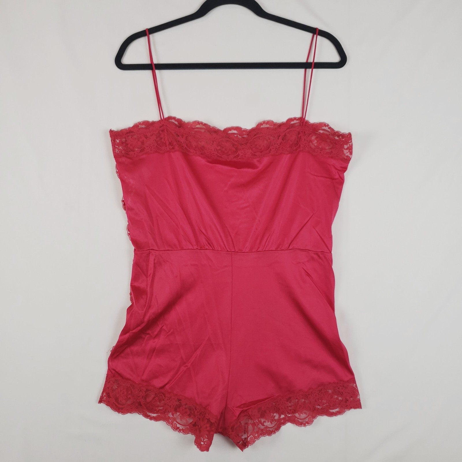 Vintage Olga Romper Womens Small Red 100% Nylon Lace Trim Spaghetti Straps *Flaw