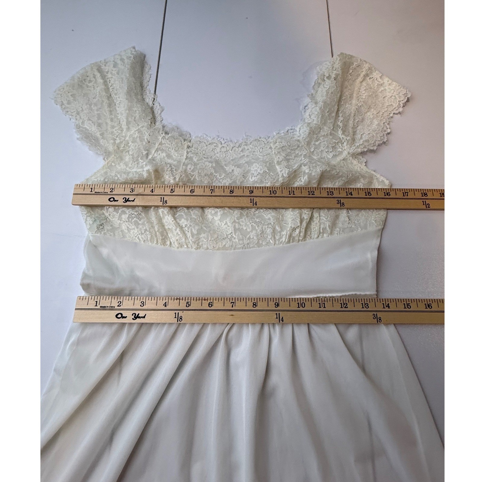 Carter’s Vtg Lace Nightgown Womens 34 Small White Nylon Maxi Bridal Coquette