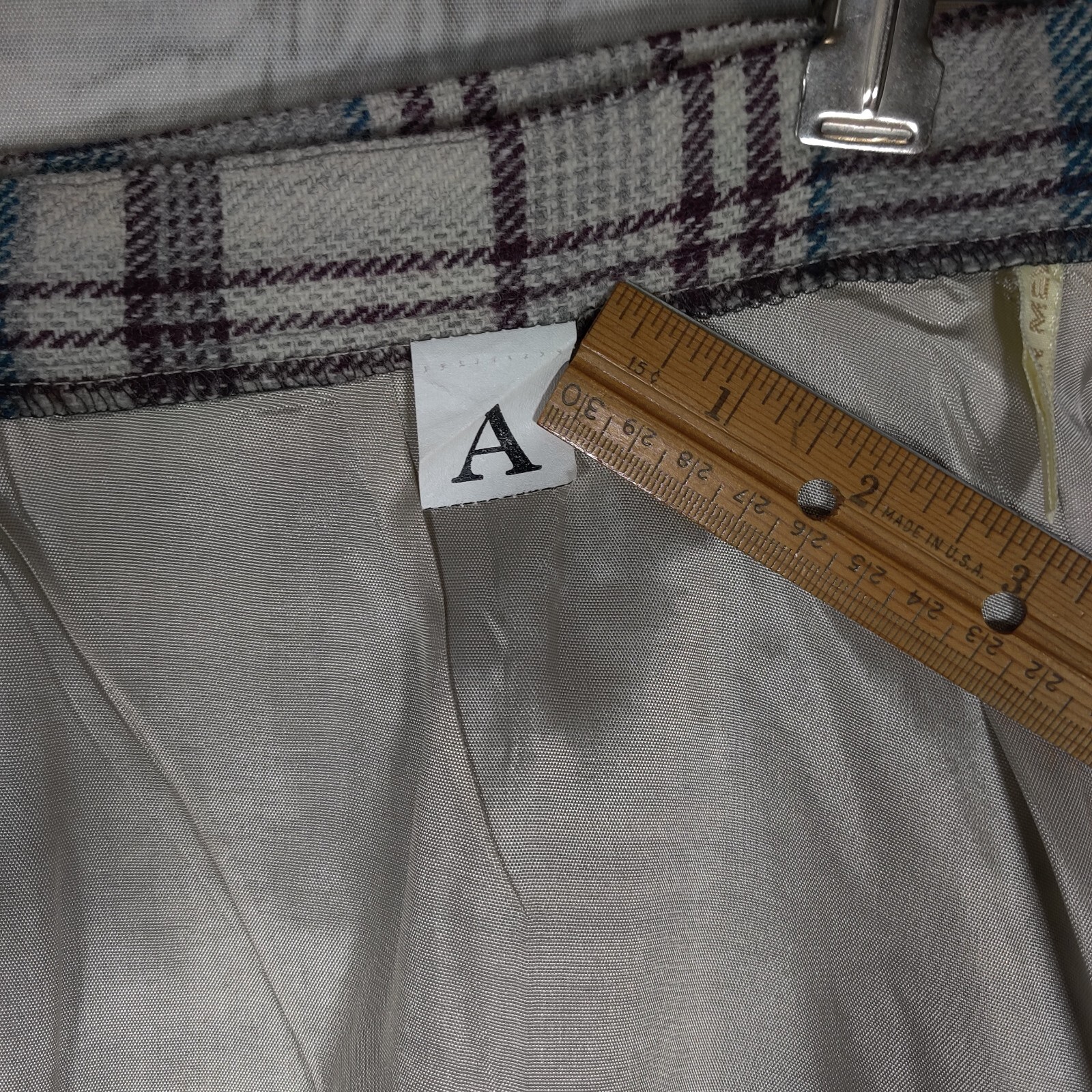 John Meyer Wool Blend Skirt (Tag Size 14) Fully Lined With Pockets Plaid Vintage