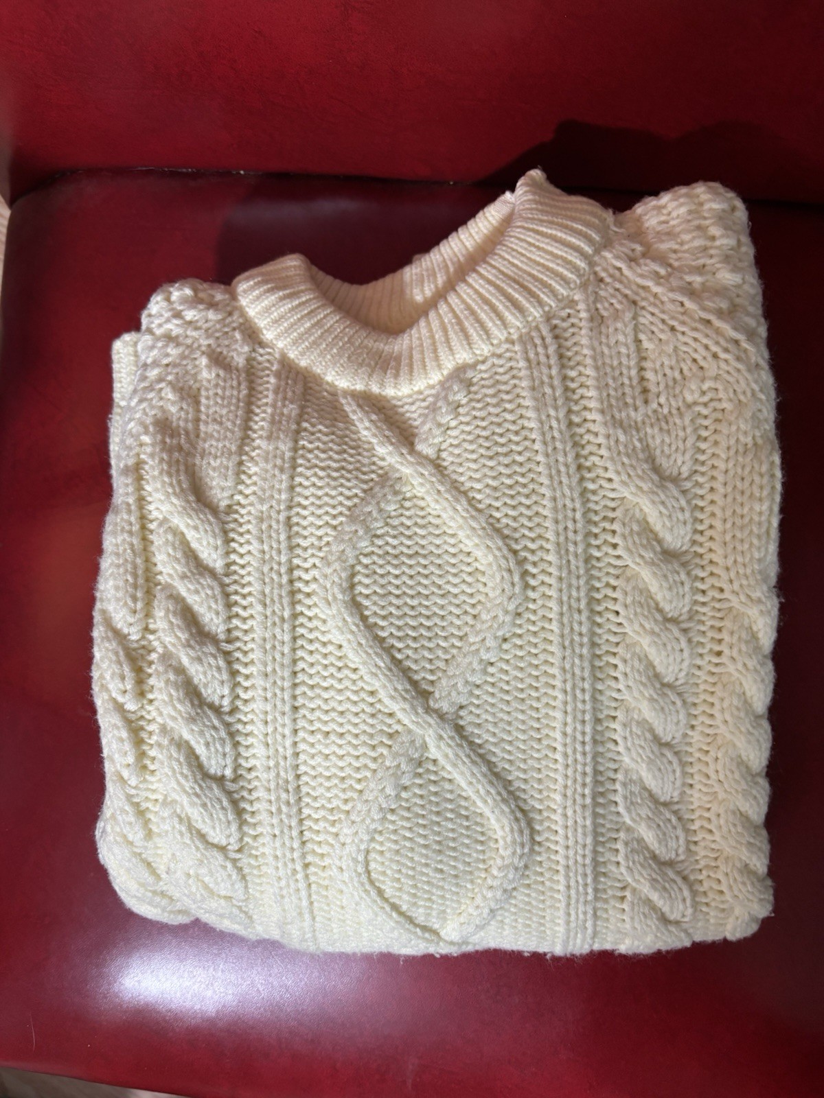 Vintage Sweater Women’s Small Chunky Ivory Cable Knit Retro Christmas Outdoors