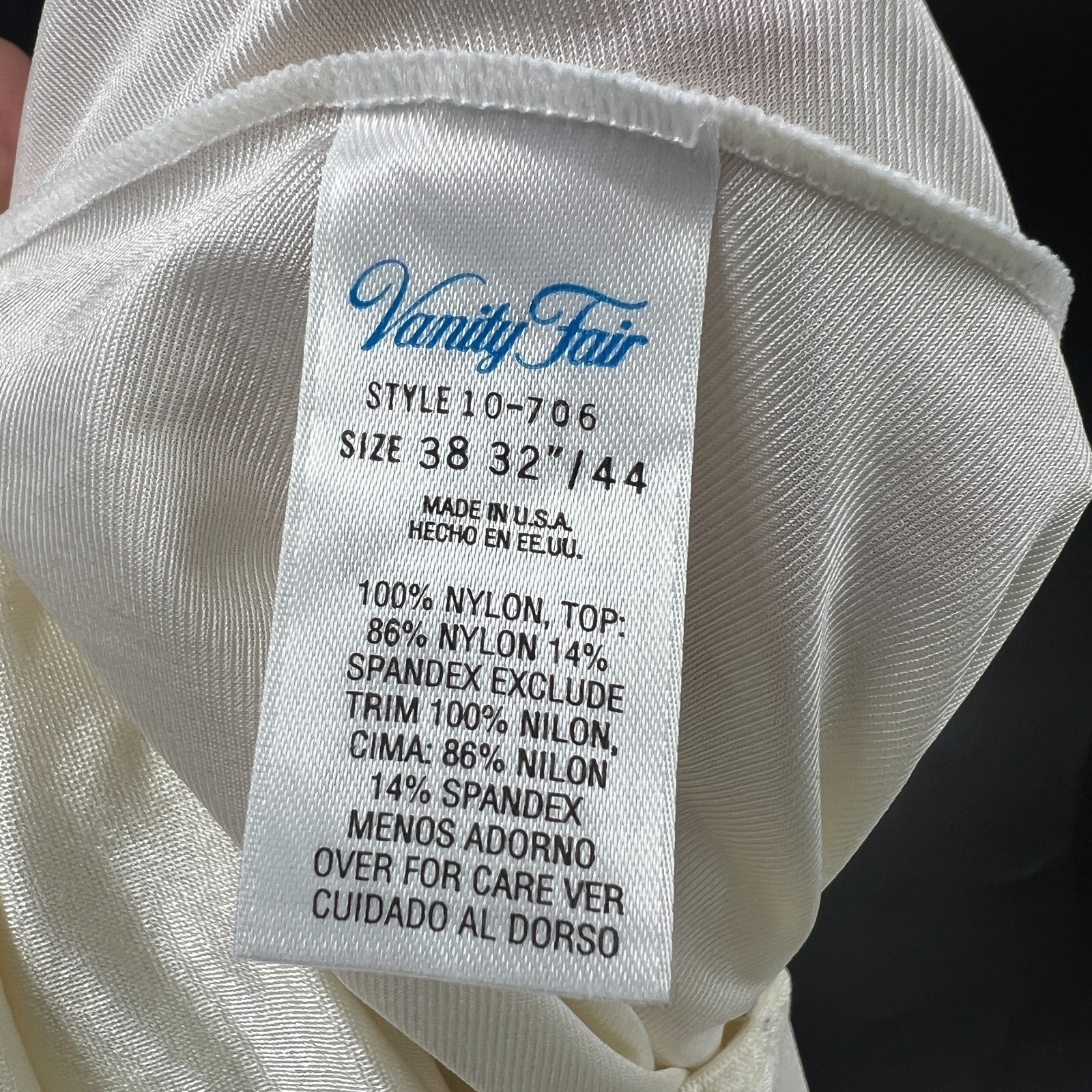 Vanity Fair full slip dress ivory 100% nylon nightgown pin-up 38 32″/44