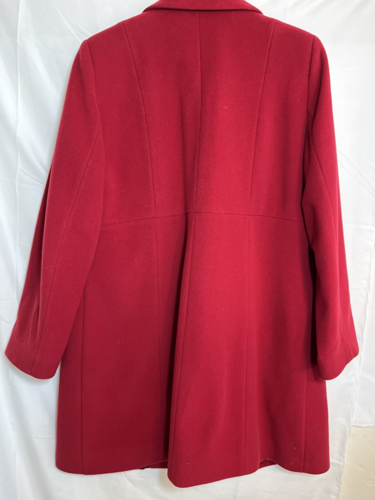 Kristen Blake Vintage Lambs Wool And Cashmere Med. Length coat size 12 steamed