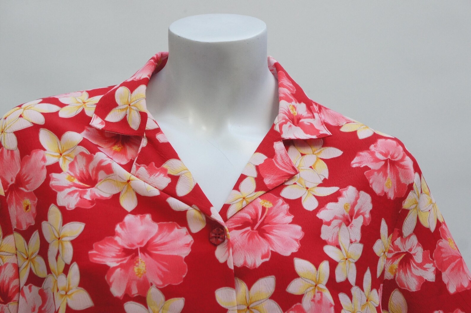 Vintage 90s Red Hibiscus Floral Hawaii Shirt By Bon Worth Size Medium Boho Retro
