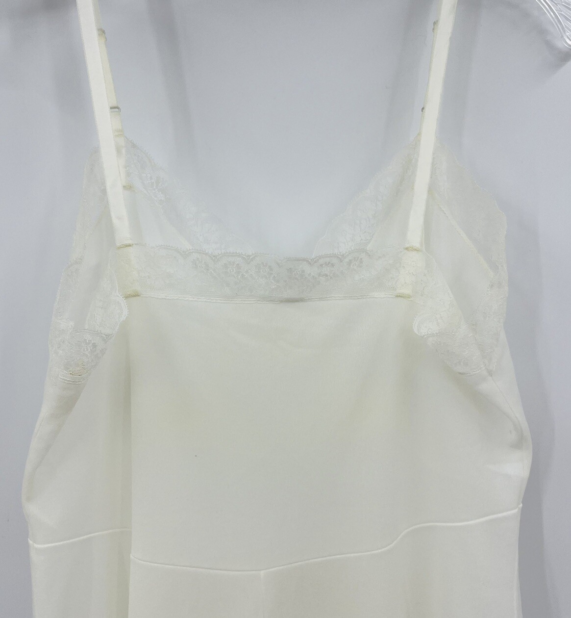 Vintage Vassarette Nylon Crepelon Full Slip Ivory Lace Trim Size A 34