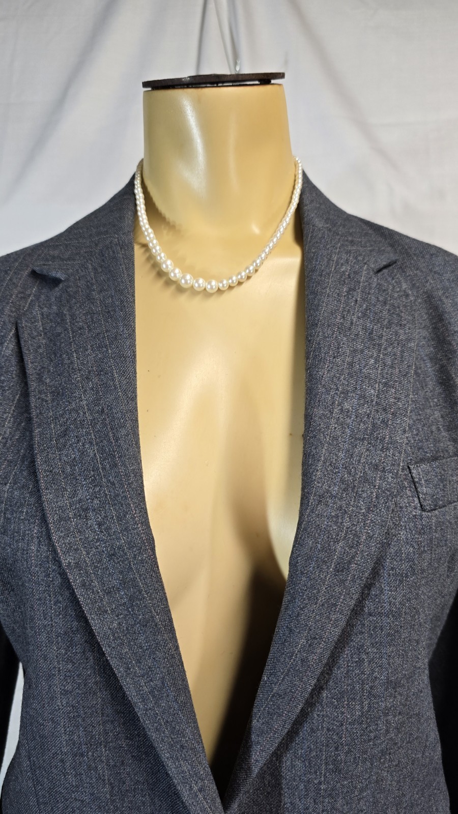 Anthony Allan Vinta Suit Skirt Jacket 2 Piece Set Grey Pink Pinstriped Sz 8 36