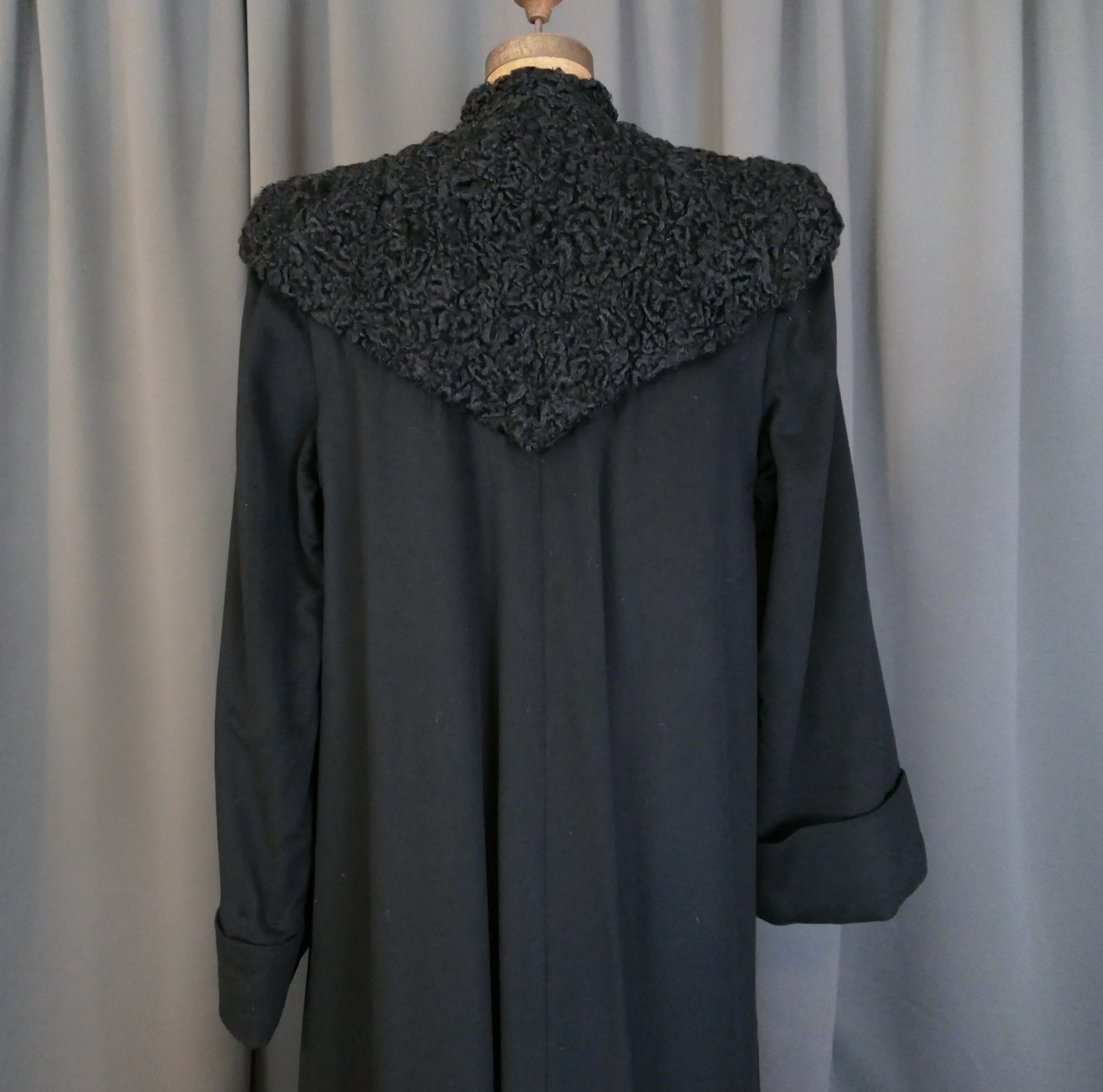 Vintage 1940s Black Wool Coat Winter with Persian Lamb Fur Collar, 40 inch bust