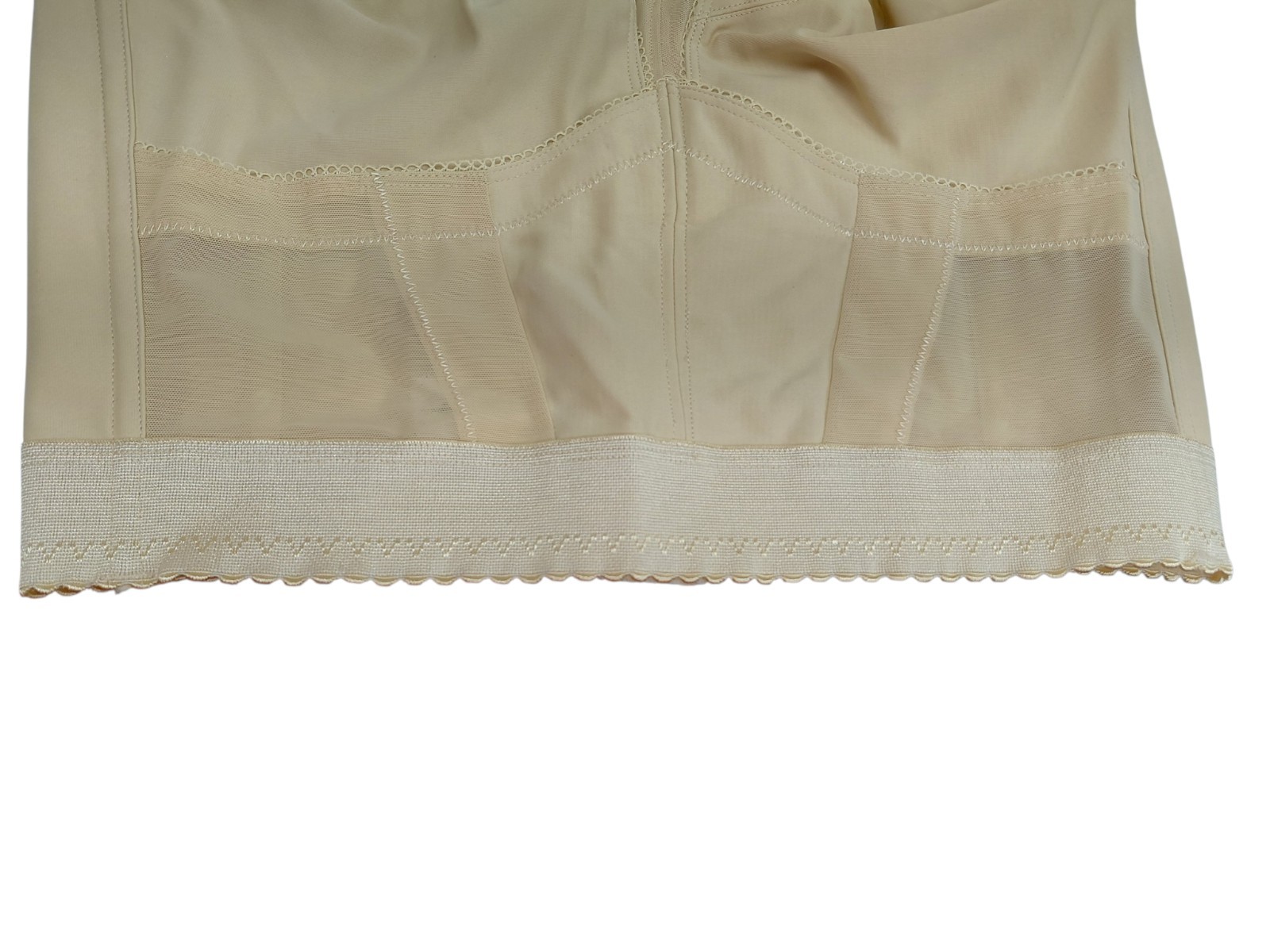 Vintage Crown-nette Longline Bra Size 42D