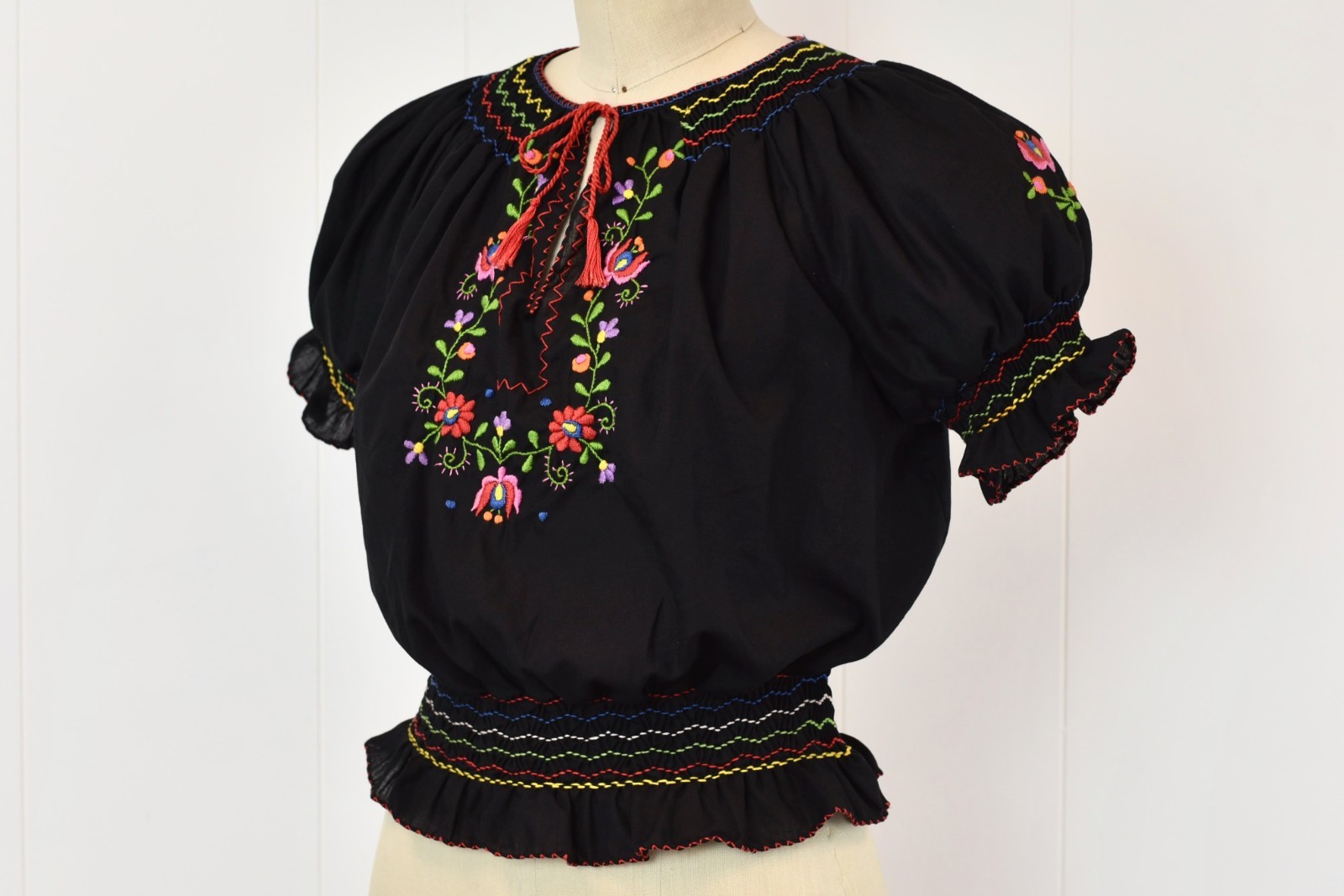 Vtg 1970s does 1930s Black Floral Embroidered Cotton Hungarian Peasant Blouse