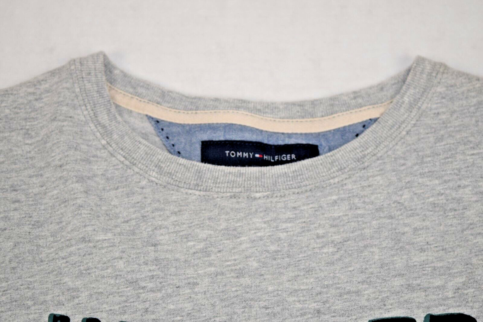 Vintage Tommy Hilfiger T-Shirt Size M 90s Gray Navy Blue Fuzzy Felt Letters