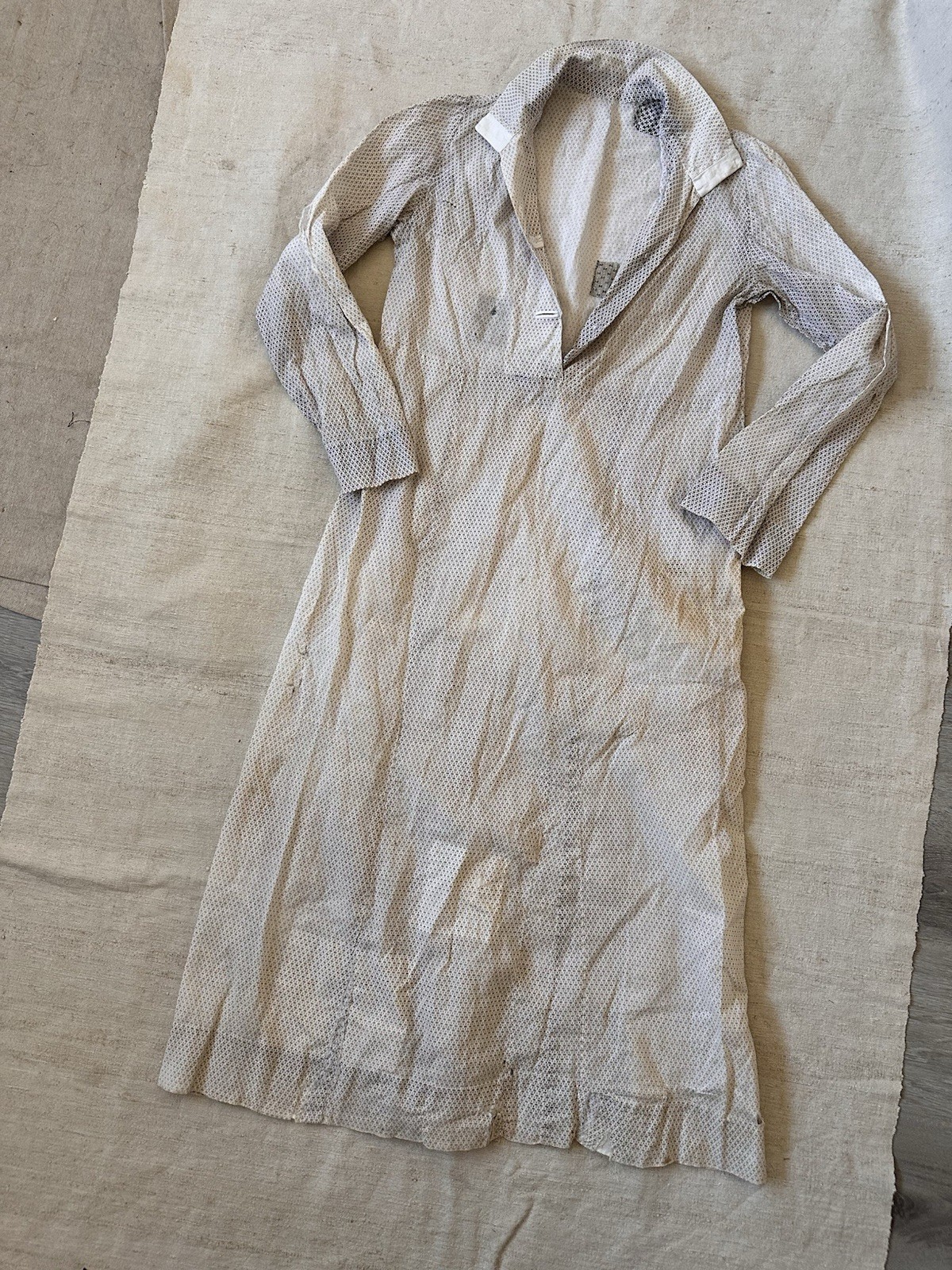 1900s 1920s Antique Calico Cotton Farm Dress Faded Repairs Women’s Small