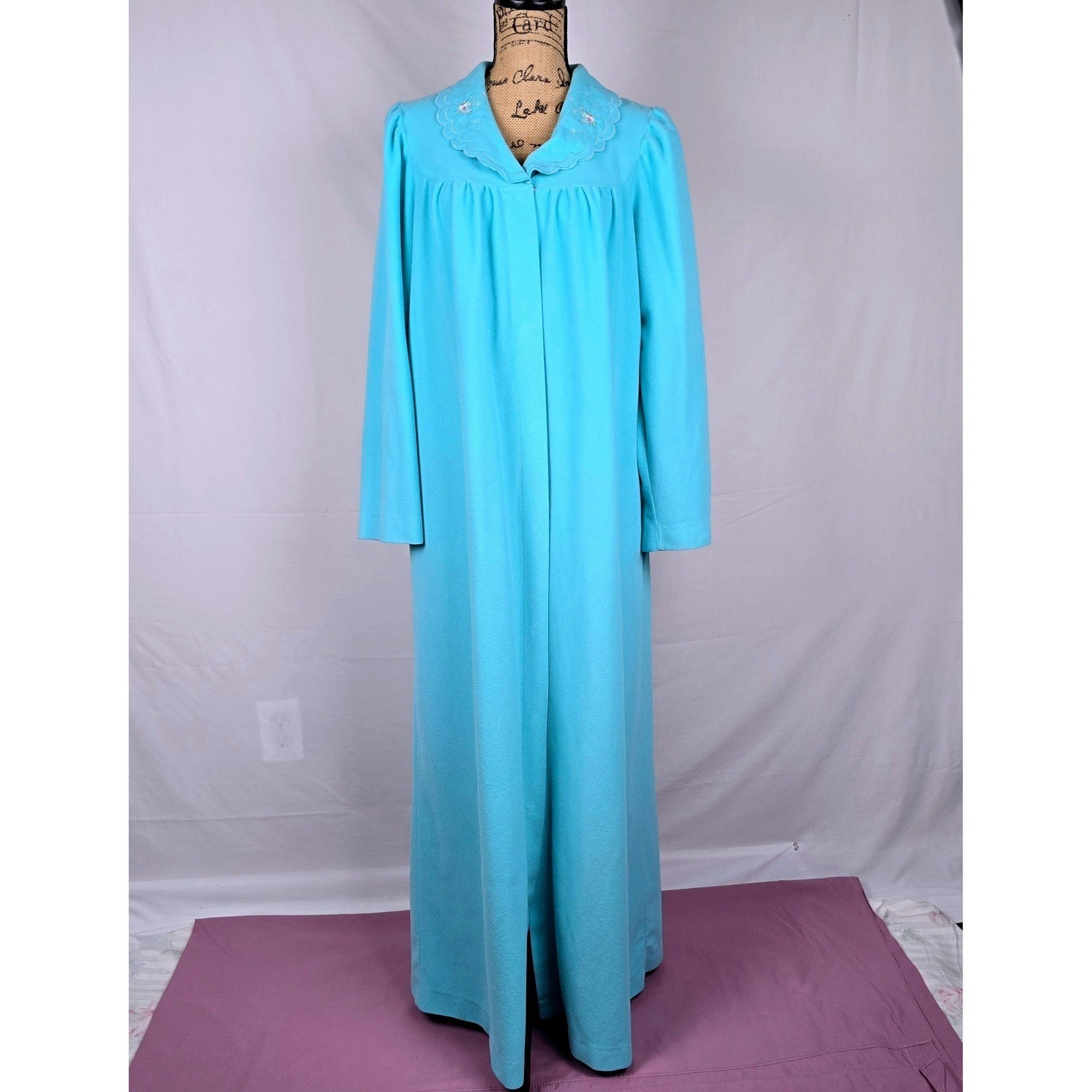 Vintage Shadowline Robe Turquoise Blue Fleece Floral Embroidered Snap Front L