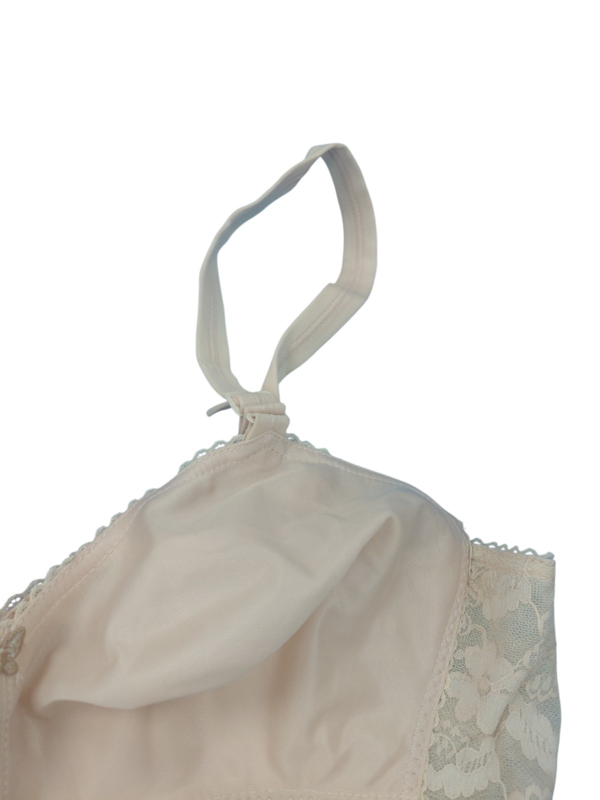 Vintage Lady Cameo Lingerie Bra Size 36E