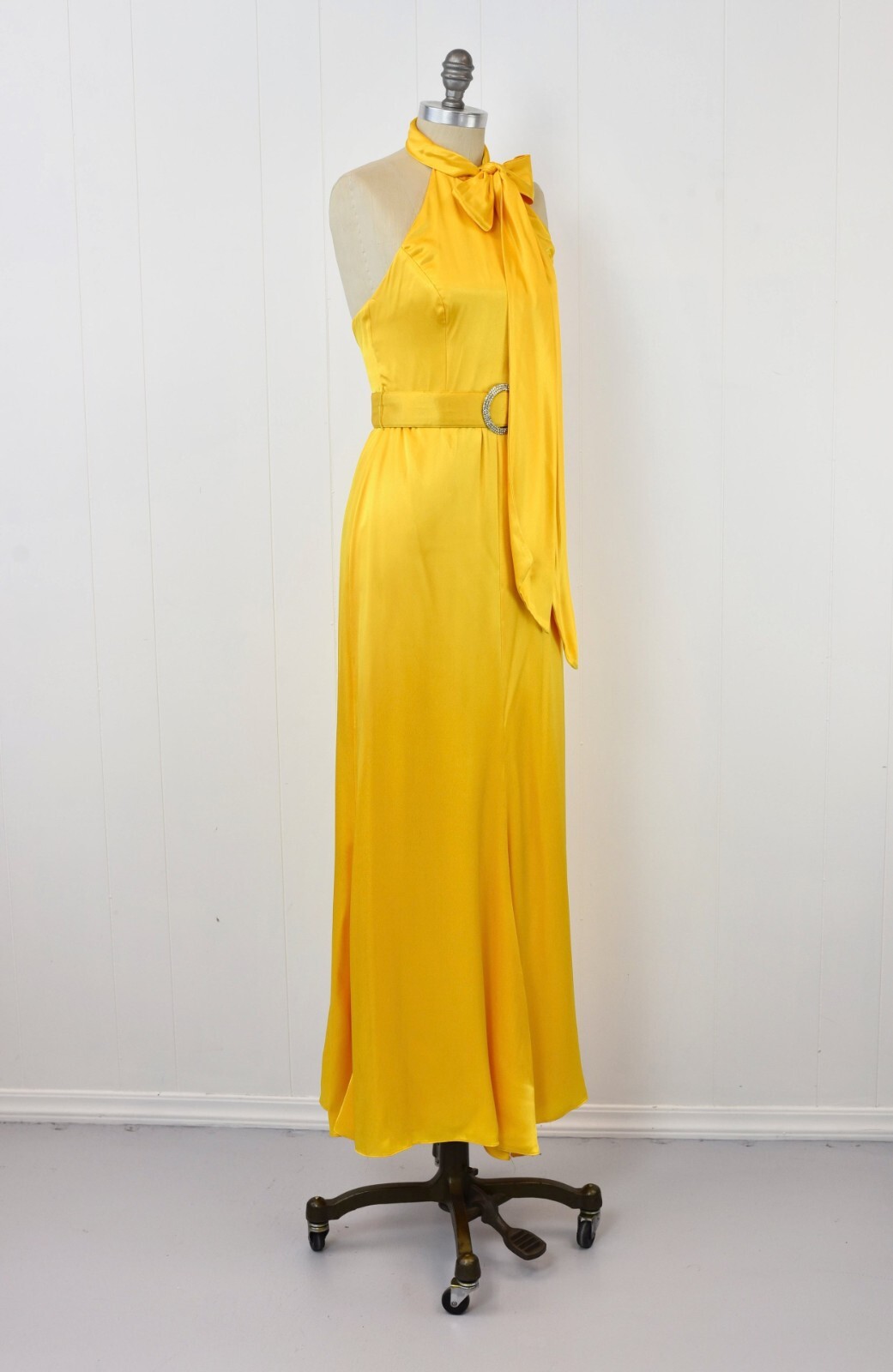 Vintage 1970s Oscar de la Renta Yellow Bow Rhinestone Belt Party Dress Gown