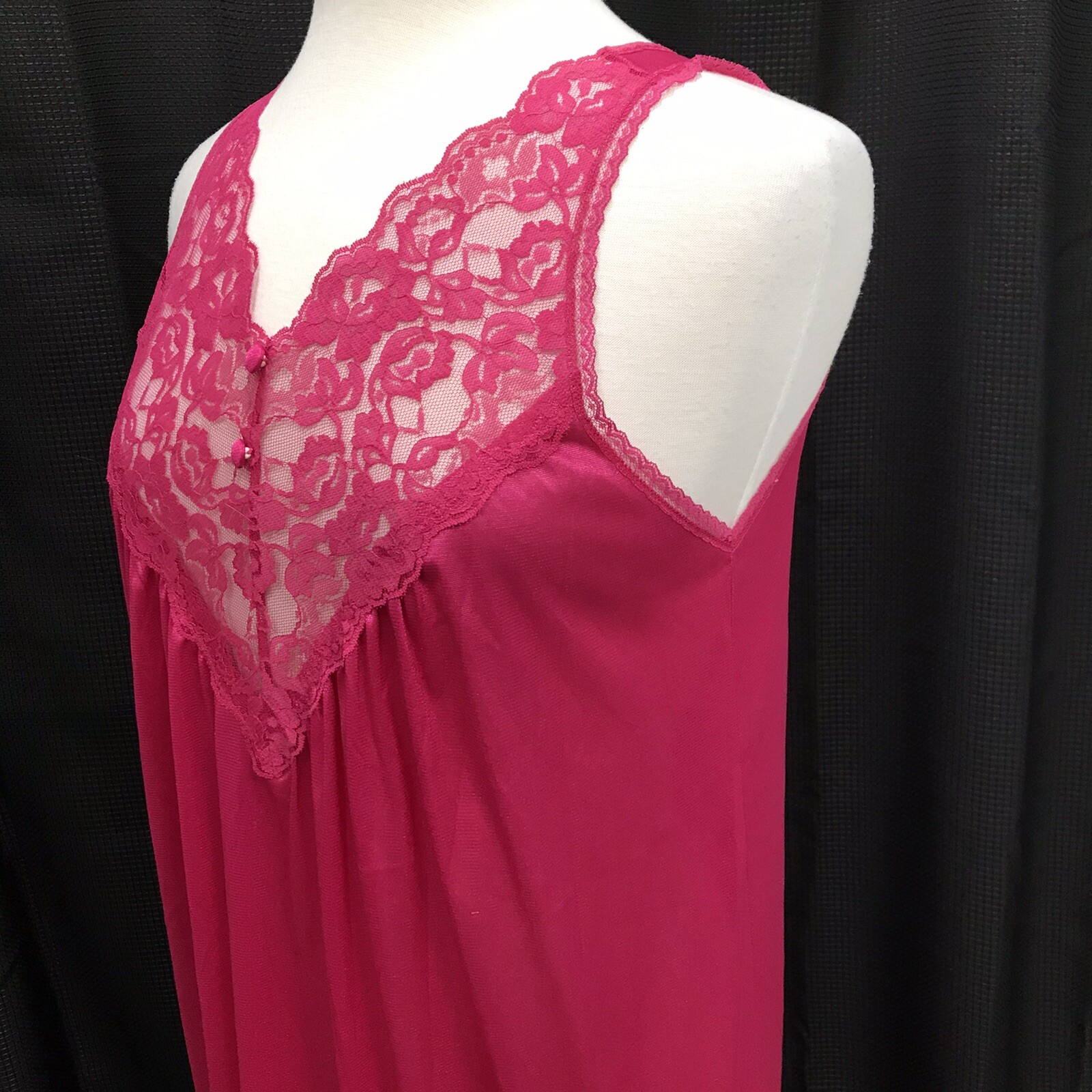 Vtg Vassarette Hot Pink Magenta Nightgown Sleeveless V Neck Small Nylon USA FLAW