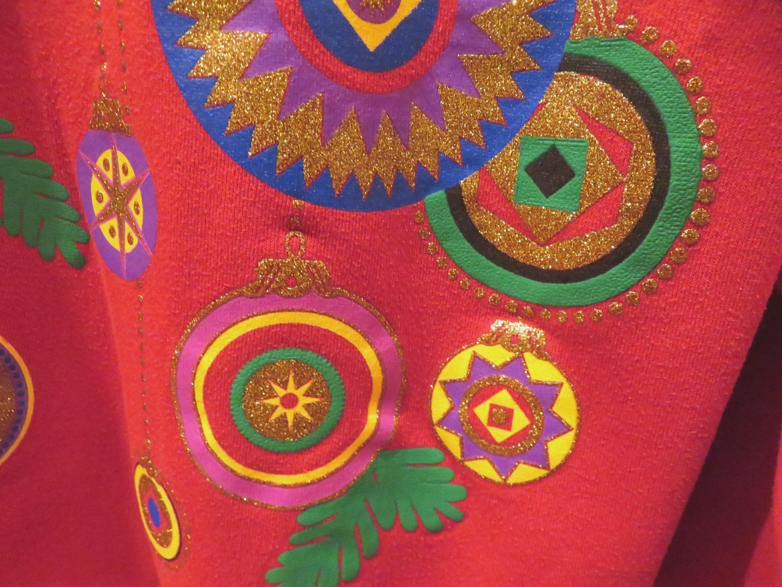 VTG MBC Christmas Ornament Holiday Glitter Colorful Sweatshirt Red USA Made Sz L