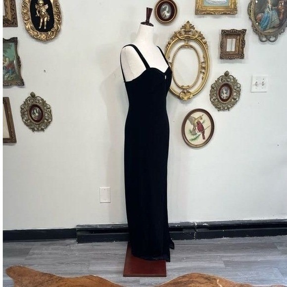 Vintage Onyx Nite Black Velvet Maxi Dress Rhinestone Detail Size 8