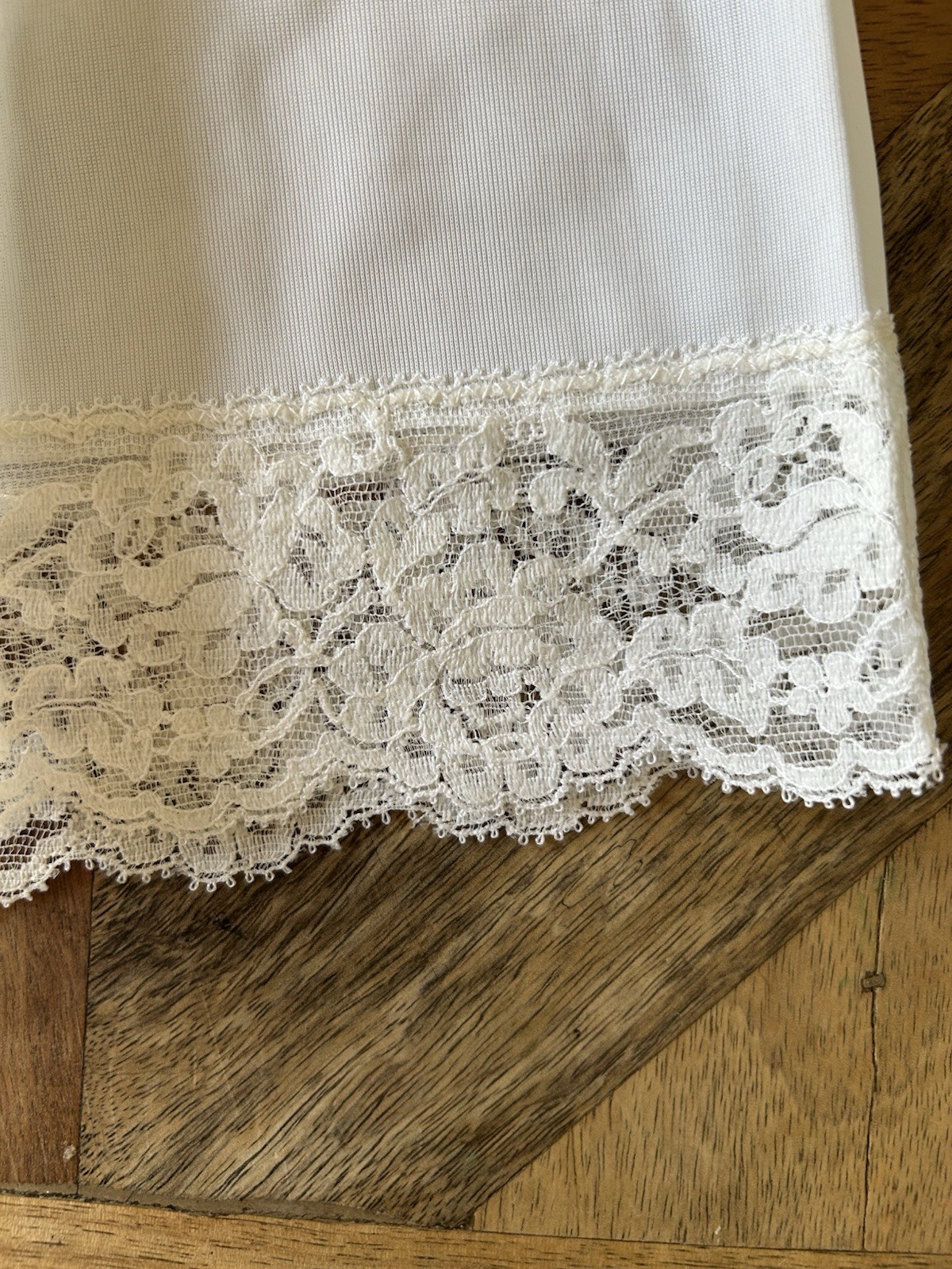 VTG Monsanto Nylon Pettipants Bloomers Lace Trim Boudoir Lingerie Skort Small