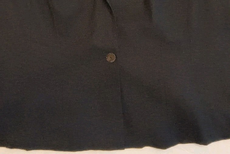 Apart Impressions Black Open 1 Button Size 16W Long Sleeve Vintage