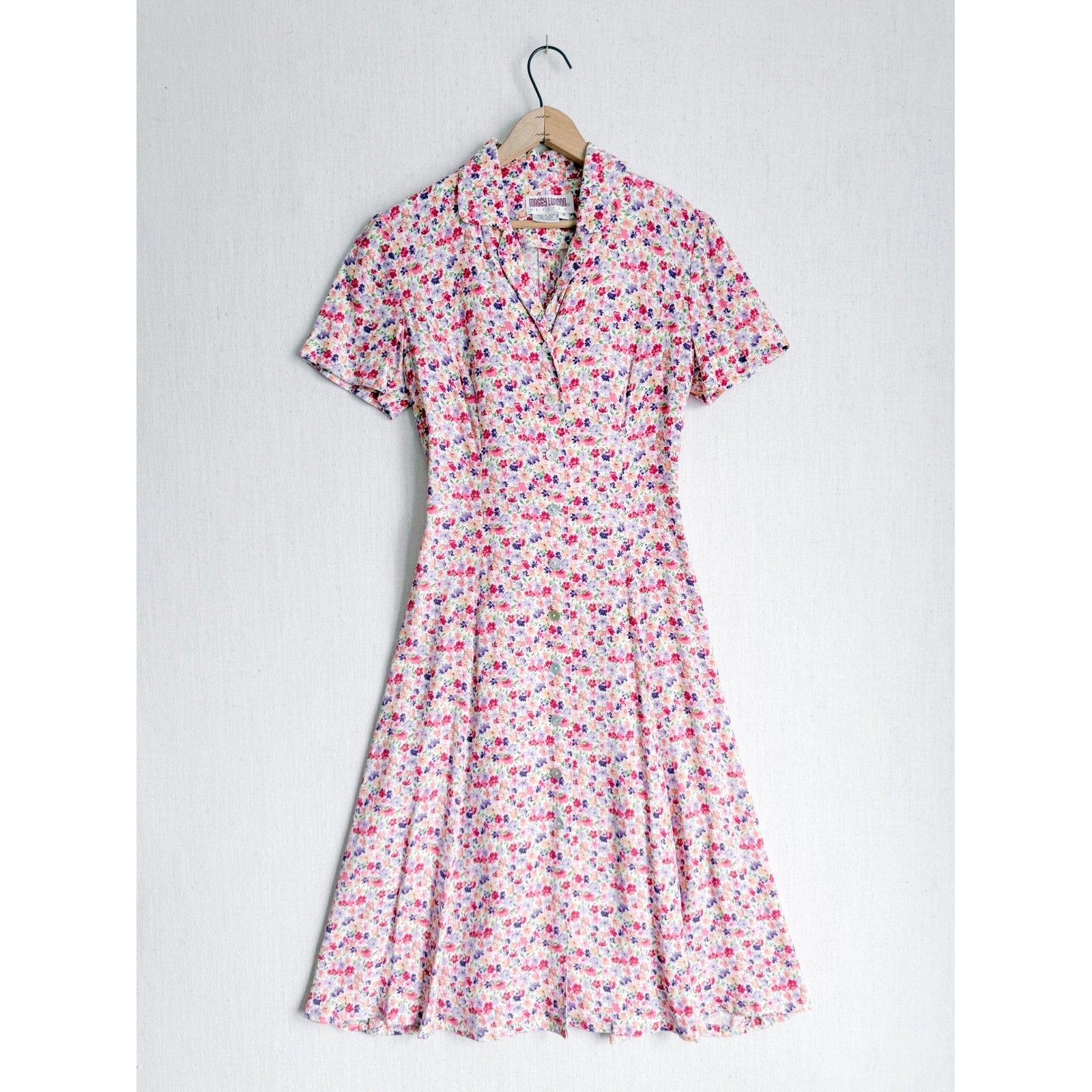 Maggy London Petites Vintage Floral Shirt Dress Pink Purple Rayon Midi Size 4P