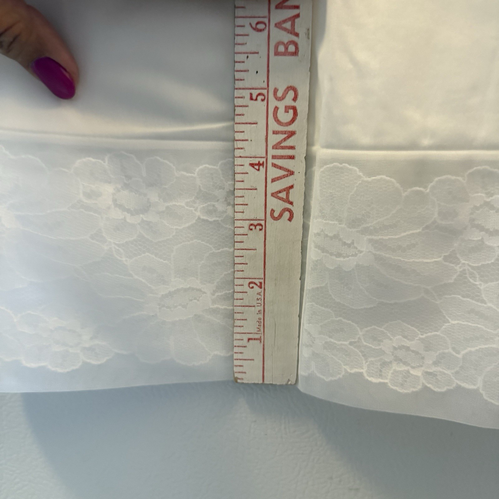 Vintage Vanity Fair White Mini Full Slip Sz 36 Nylon & Daisy Lace Lingerie NWOT