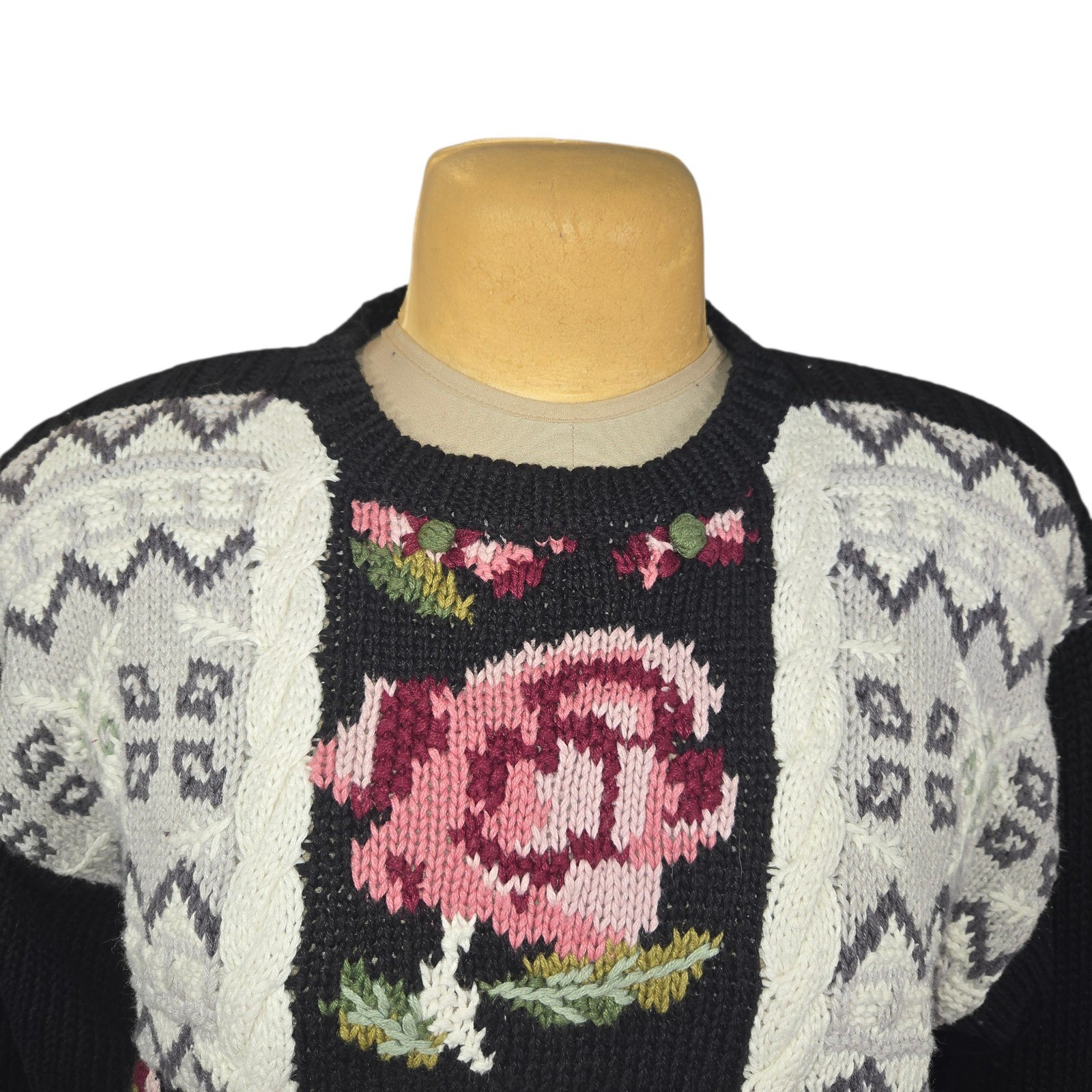 Jennifer Reed Hand Knitted Floral Patchwork Intarsia Sweater Black Pink Large