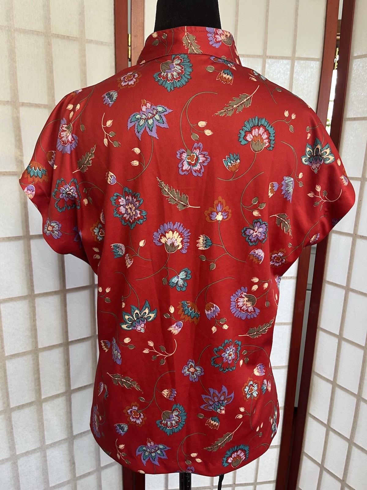 Vintage 70s/ 80’s boho retro eastern influence red with floral print Top