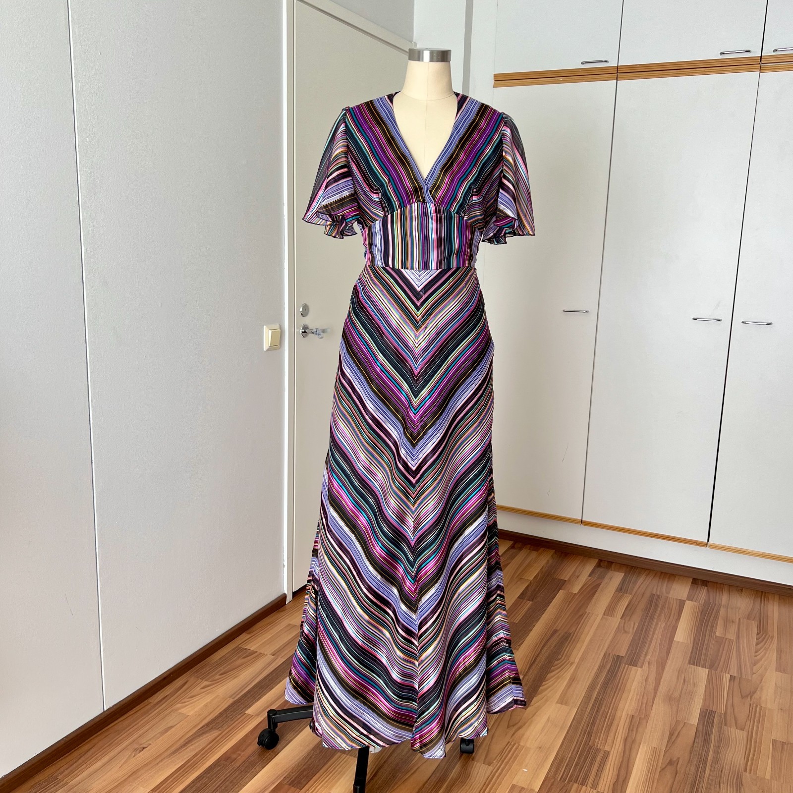 1970s VERA MONT Chevron Stripe Maxi Dress V Neck Aline Formal Retro Cocktail 40