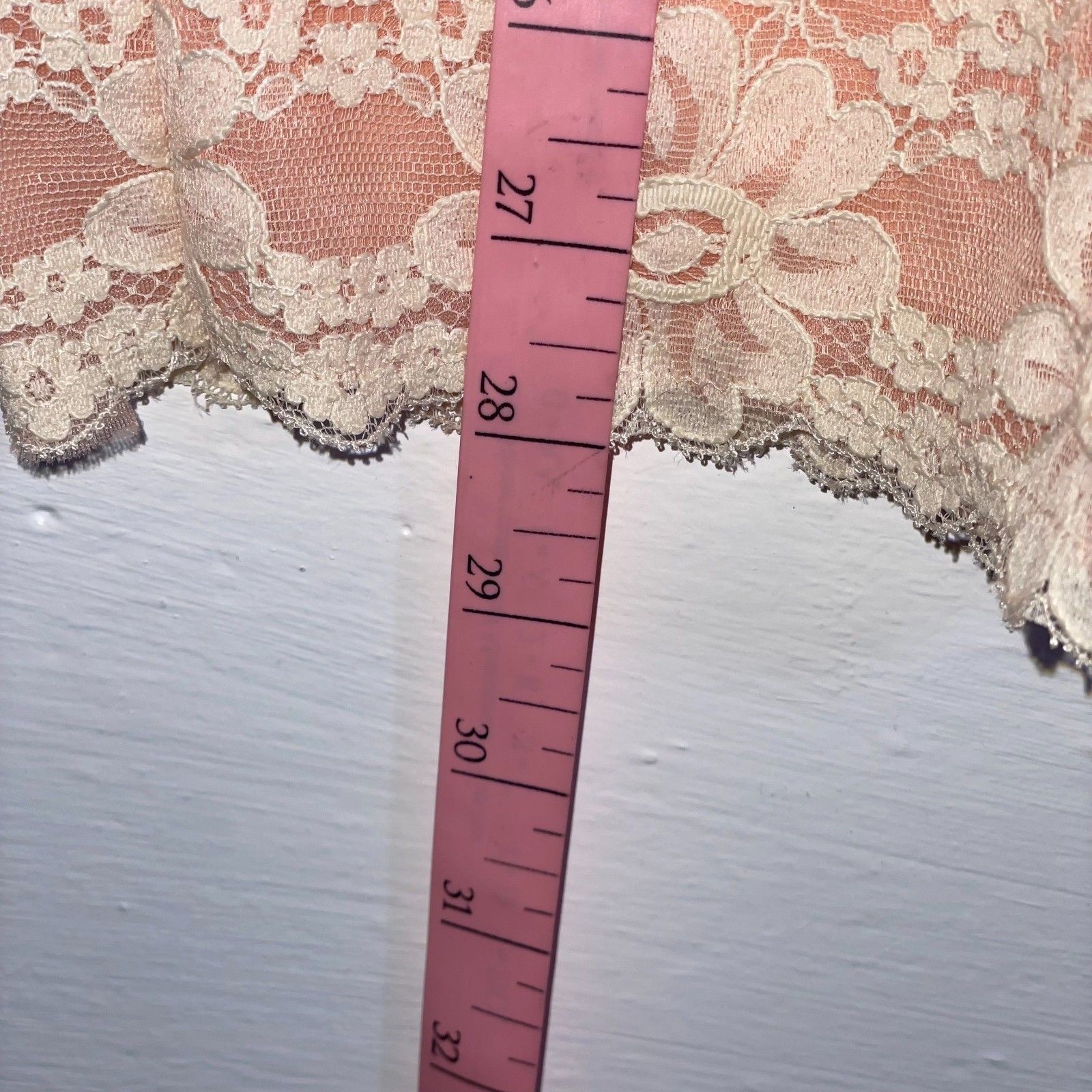 Vintage 1960s Gossard Artemis Peach Pink Lace Full Slip Dress 34 Short