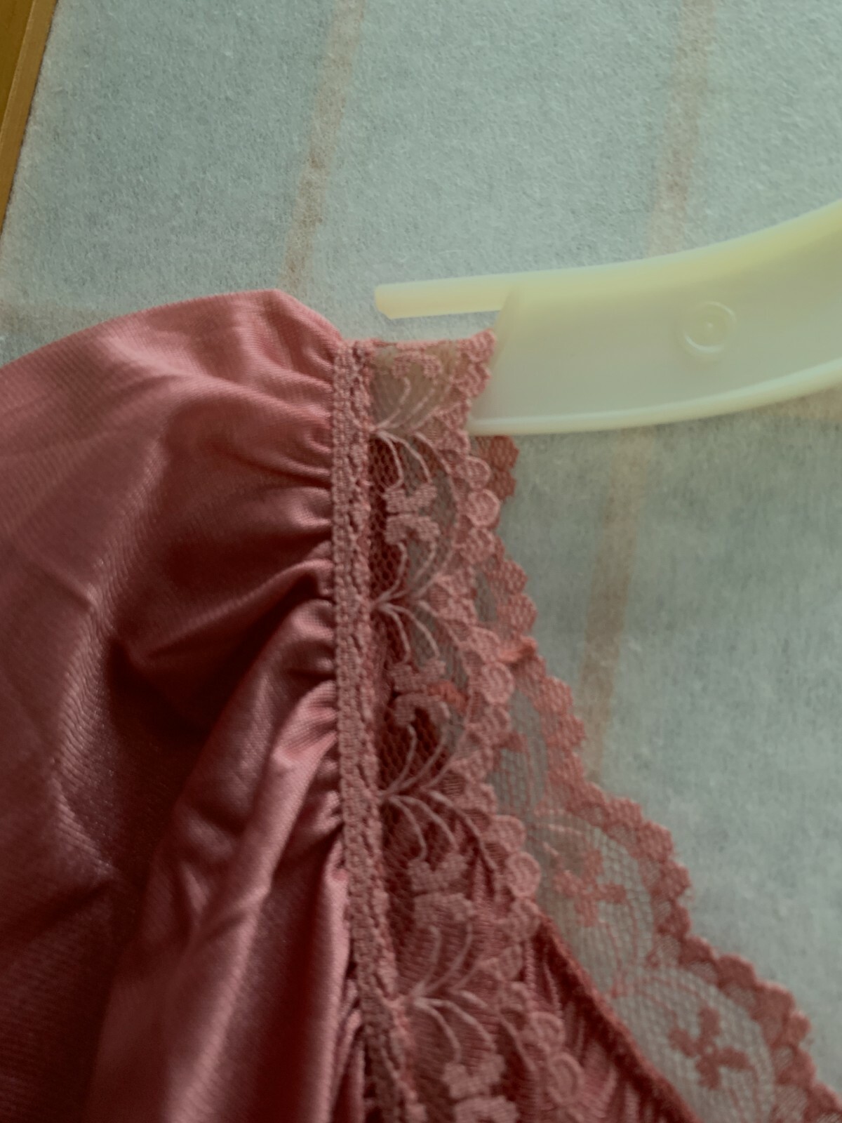 NWT~VINTAGE ~ELANA~ROSE PINK COLOR W/MATCHING LACE TRIM NIGHTGOWN ~SIZE 1X