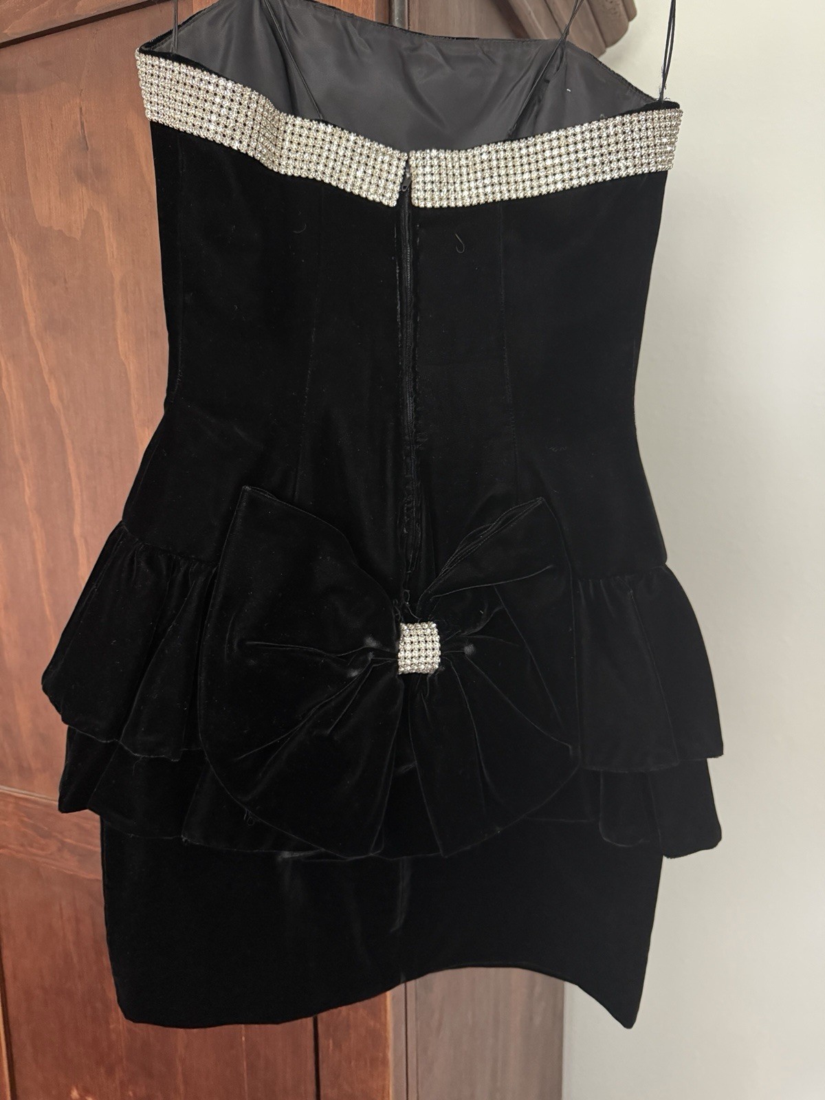 Women’s Vtg Strapless Black Velvet Dress Big Bow Rhinestones Size XS 80’s 90’s