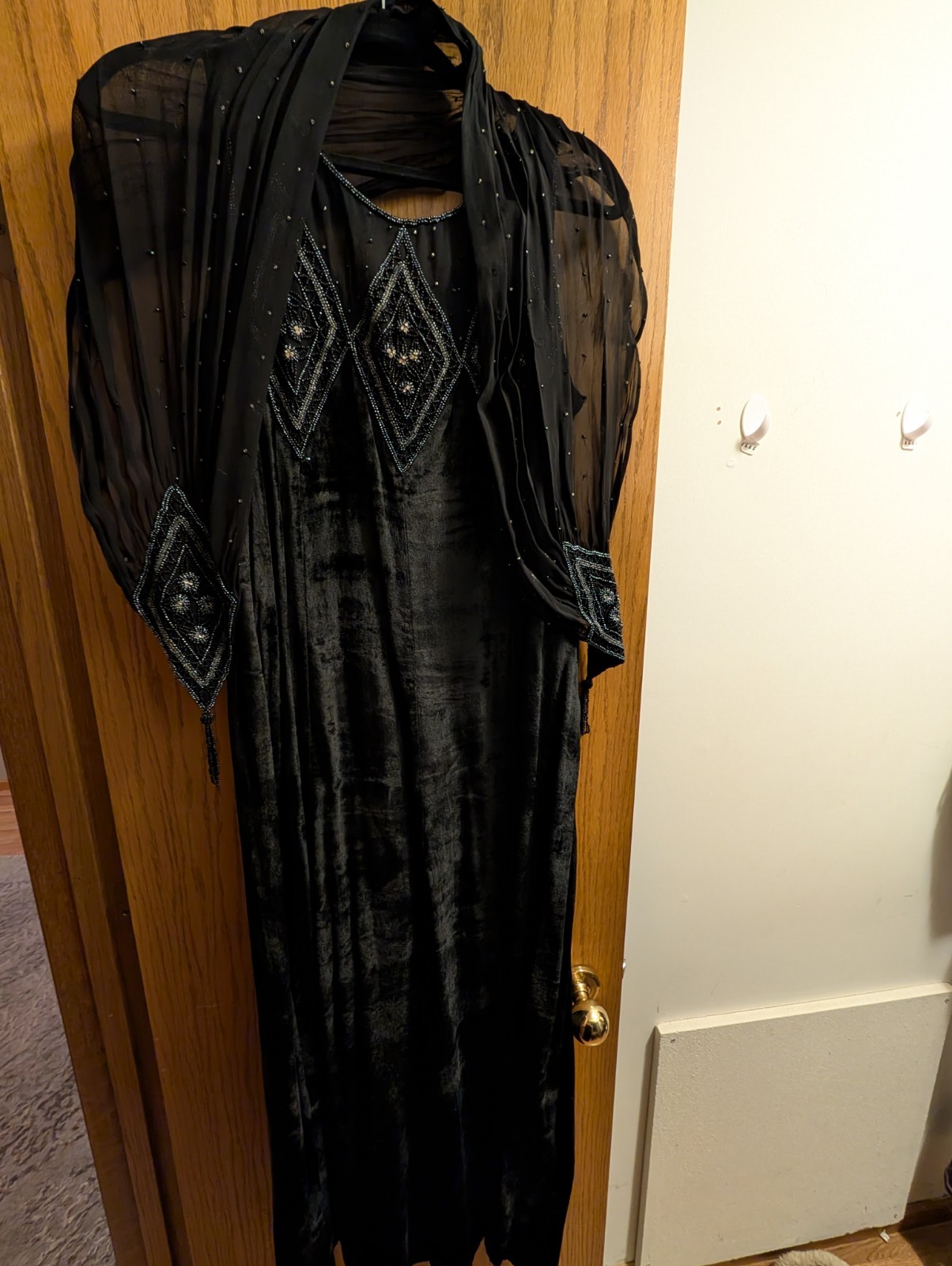1930’s Elegant NWOT 100% Rayon Aline 48″ Sequen Midi Dress/Gloves/ Scarf Sz M
