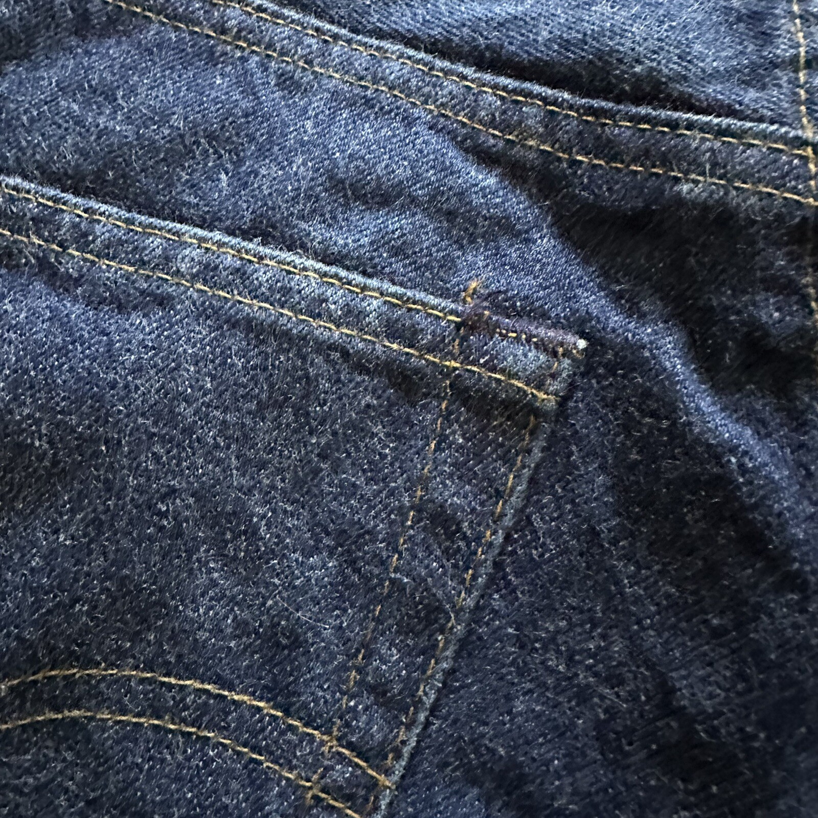 Vintage Levi’s Dark Denim 502 Fuzzy 29×32 Black Bar Tack