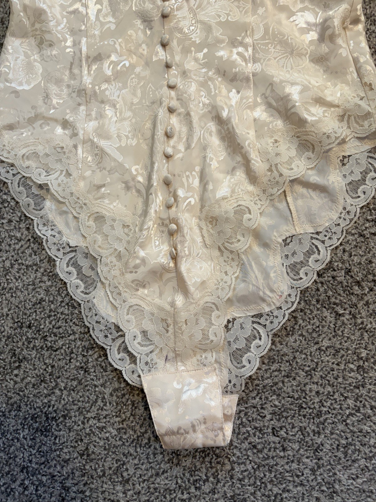 NWT Vintage Victoria’s Secret Gold Label Cream Lace Bridal Teddy Lingerie Size L