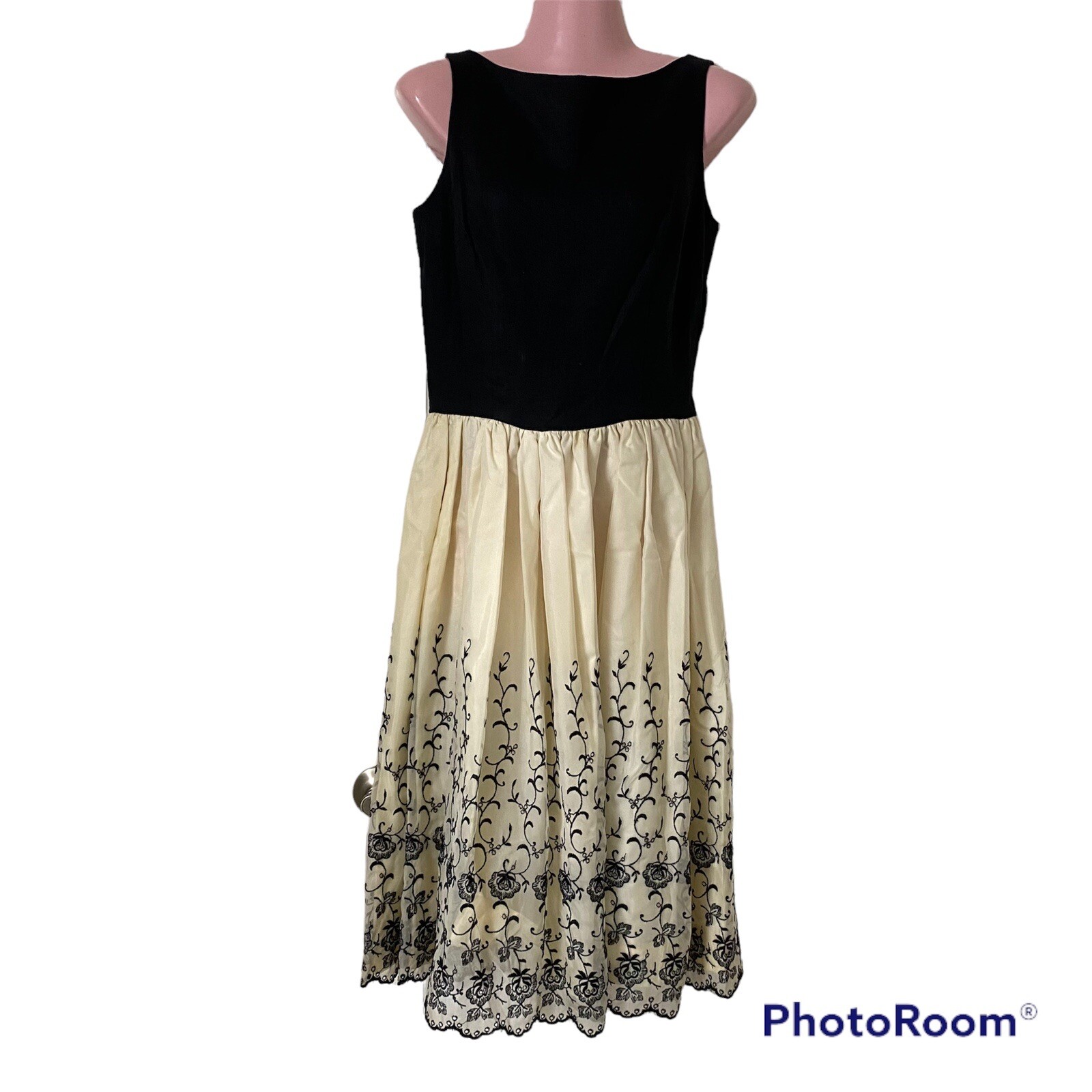 Vintage 60s Womens Dress S/M Fit and Flared Black Ivory Embroidered Linen Satin