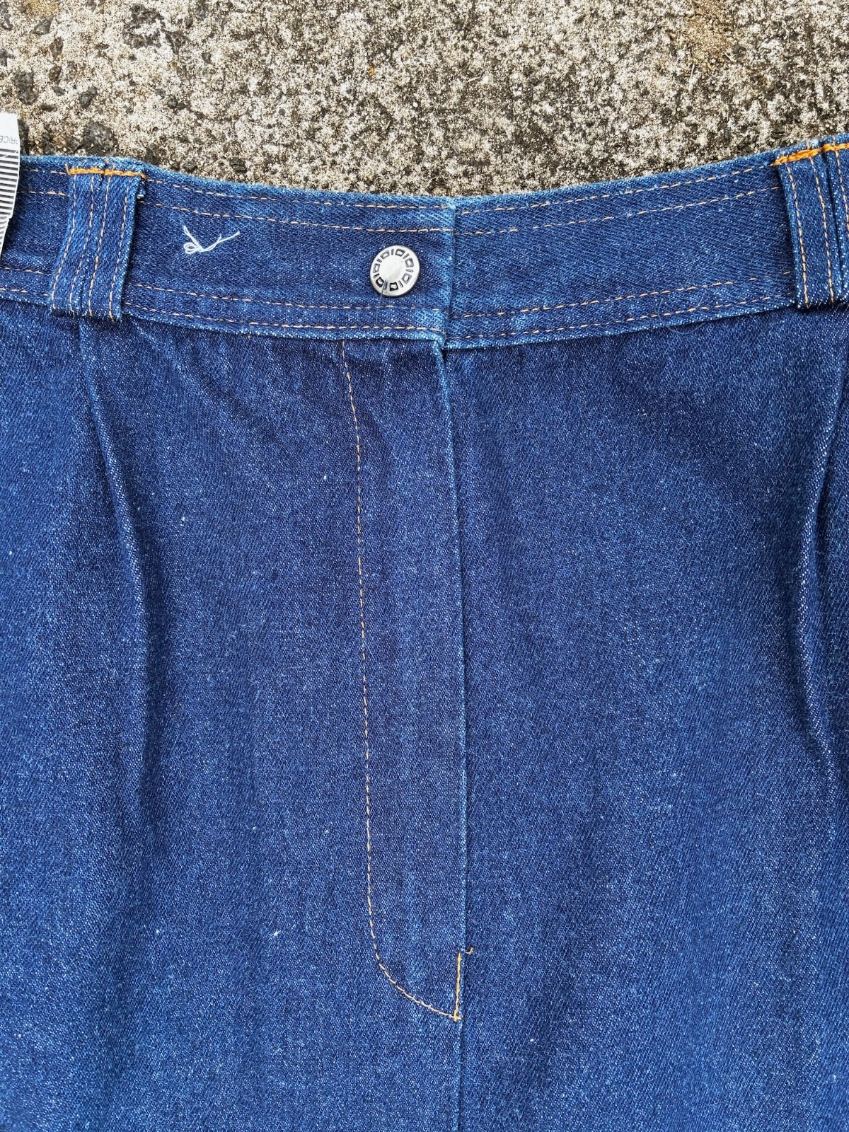 Vintage Original Unworn Size L Blue Denim Midi Skirt Leisure Master