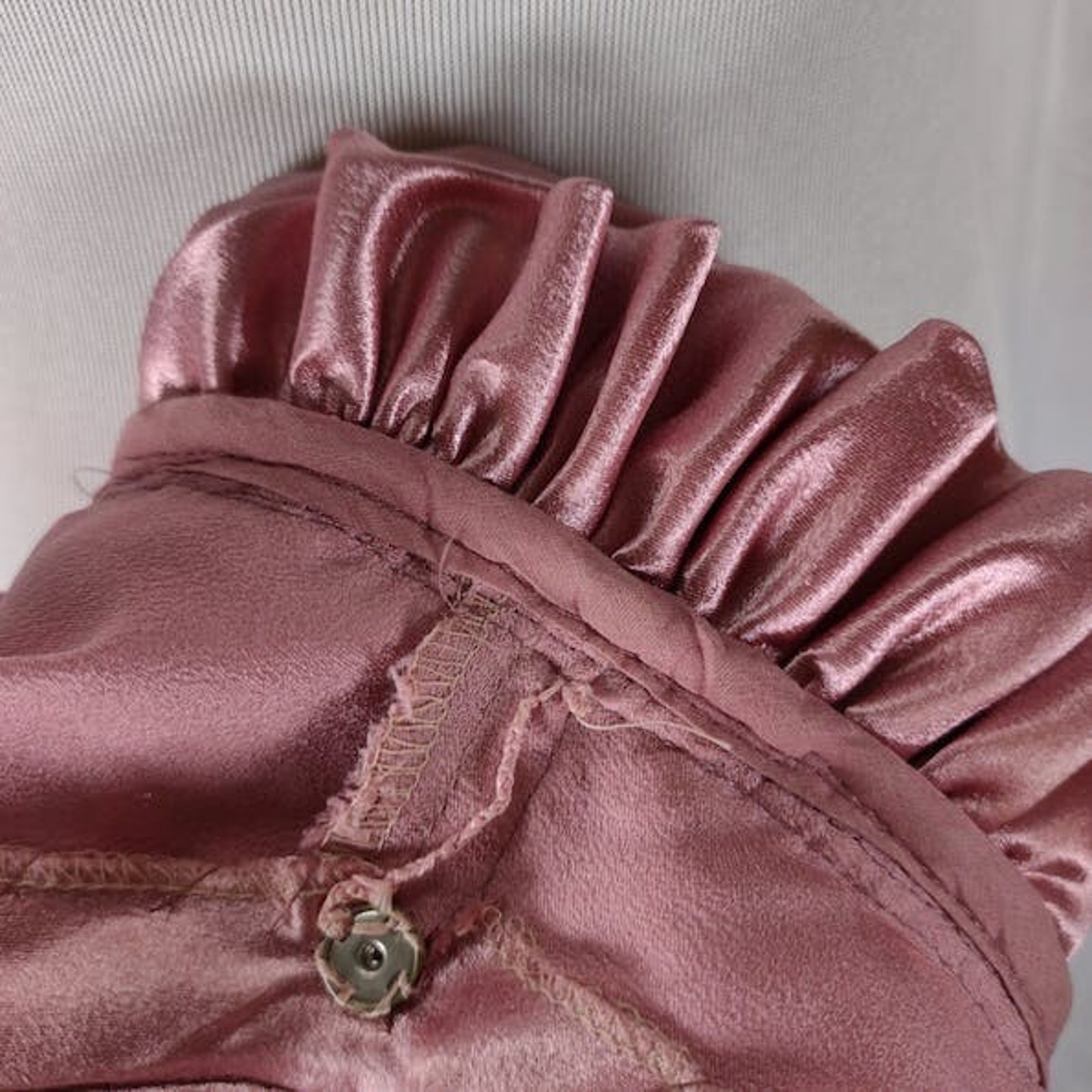 Vintage 80s Pink Sequin Formal Dress Size 12 Puff Sleeve Basque Waist