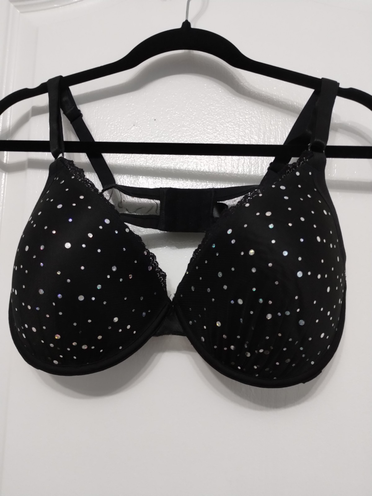 New Women’s Smart and Sexy – Beautiful Push Up Bra Black With Sparkles 38DD/40D