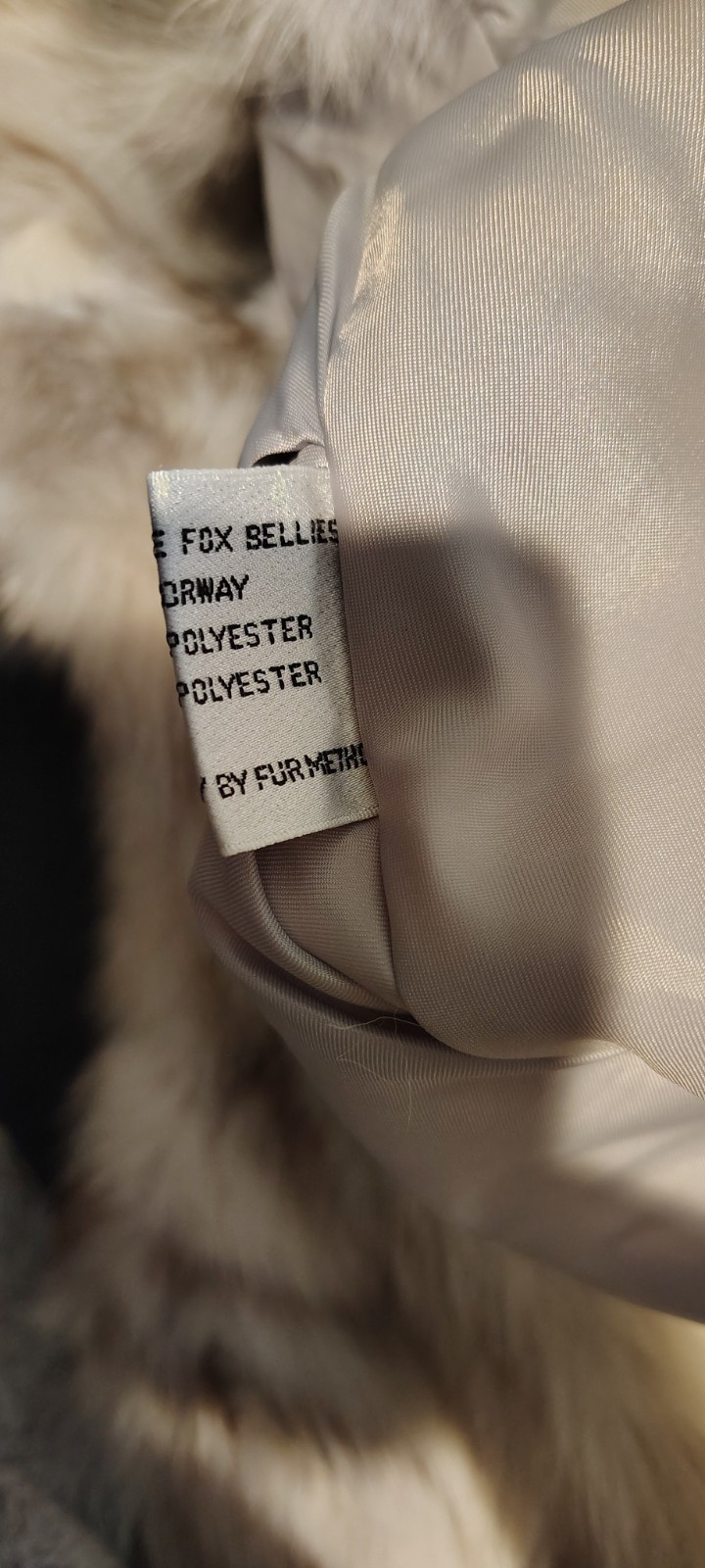 VTG Saga Fox Brand Genuine Blue Fox belly Fur Cape/Cloak