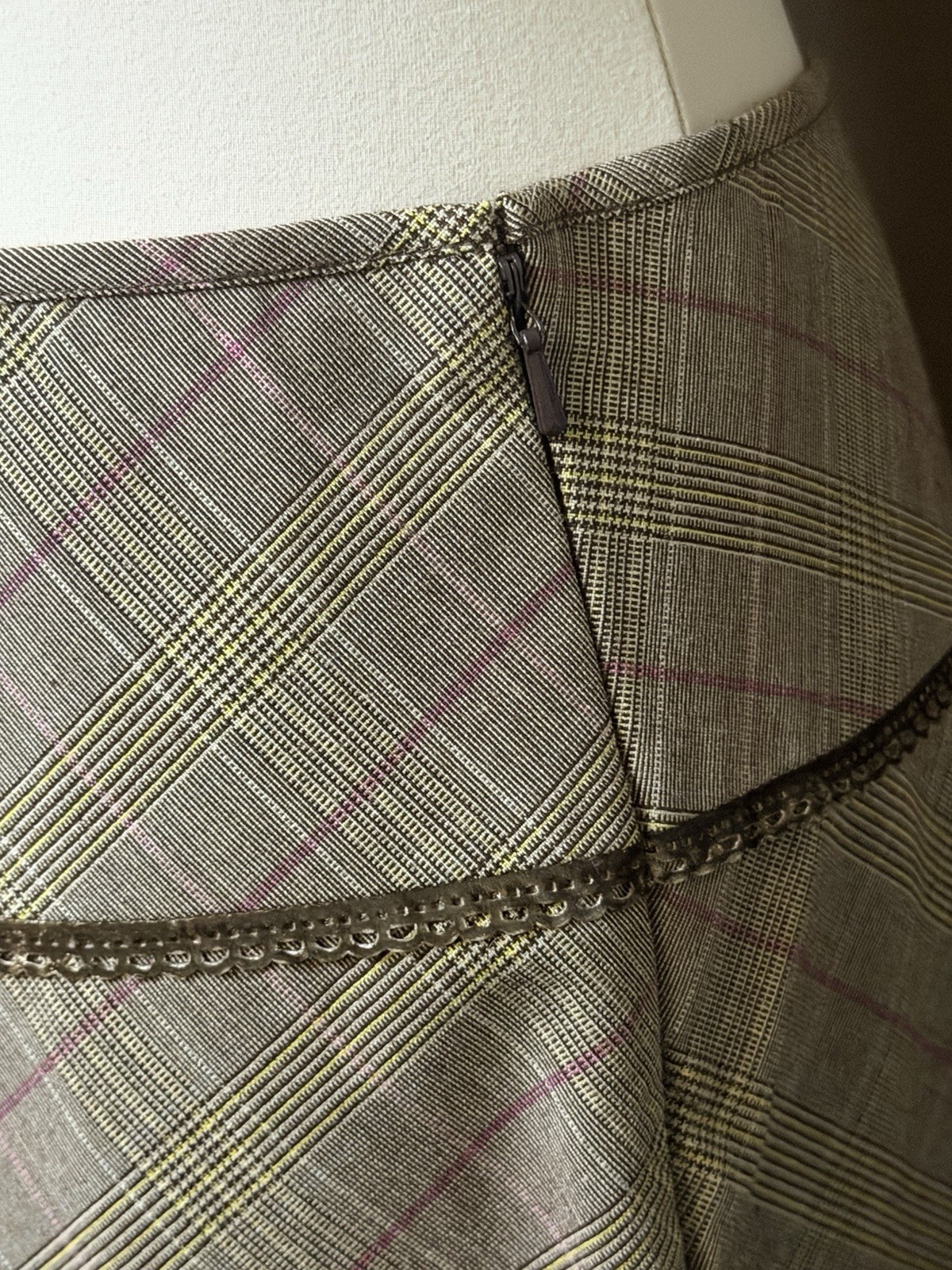 Intuitions Vintage Plaid Midi Taupe/ Brown A-lined Skirt Size 4