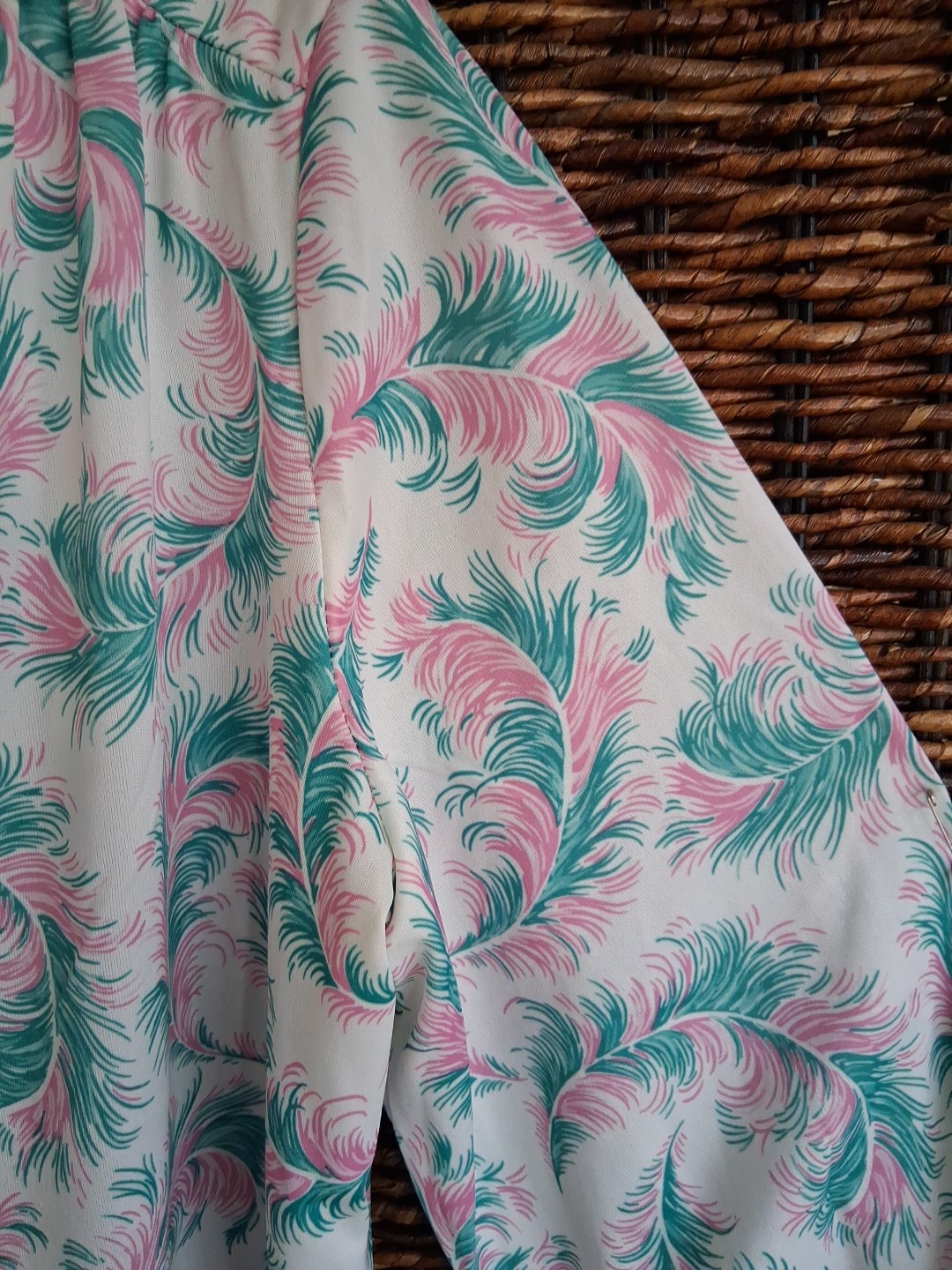 Vintage 70s Blue And Pink Paisley Feathers Med? Retro Disco Groovy Mod Unbrand