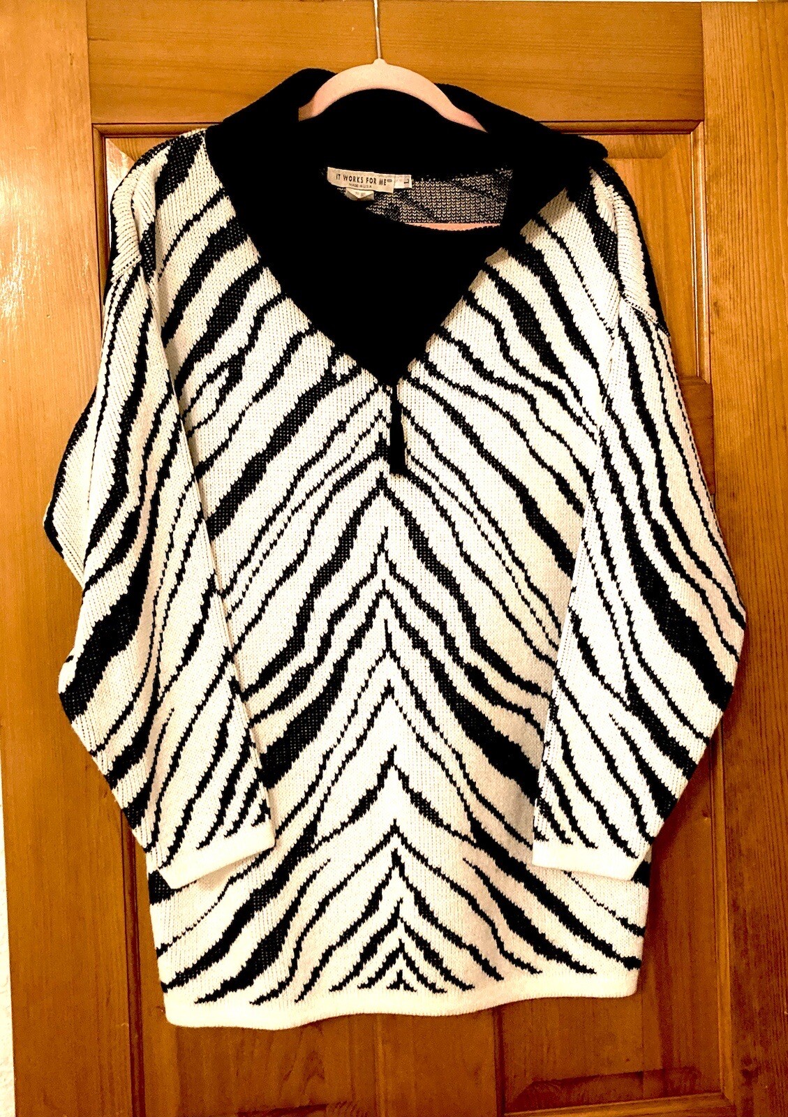 GREAT COND Vintage Zebra Animal Print Sweater Black White Tassel Acrylic Wool
