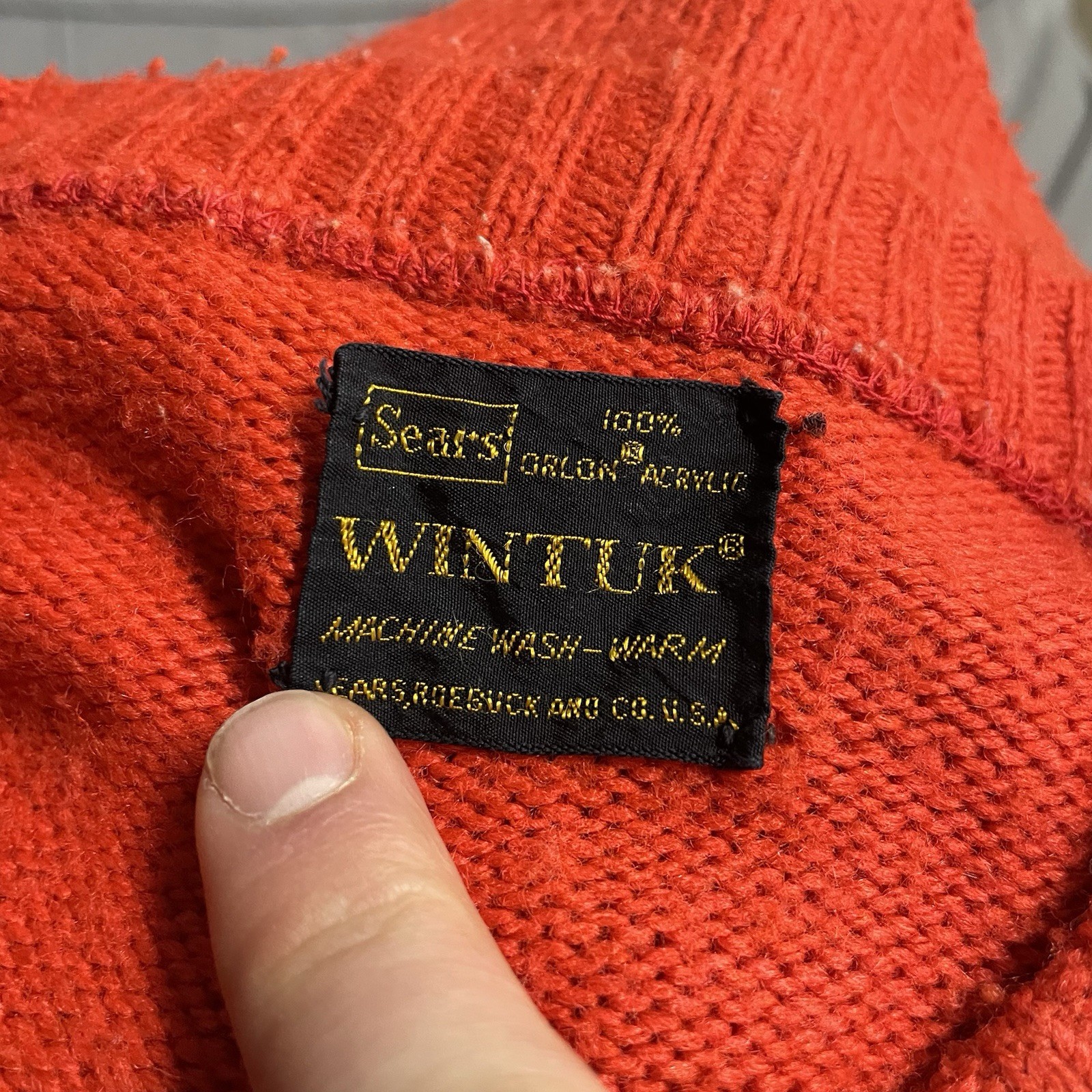 Vintage 60s 70s Sears Roebuck & Co Wintuk V Neck Orange Knit Sweater Size M READ