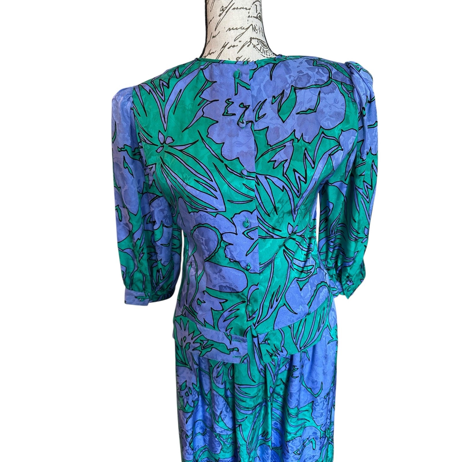 Vintage Rare 100% Silk Tropical Floral 2 Piece Skirt Set Size 6 Made in Korea