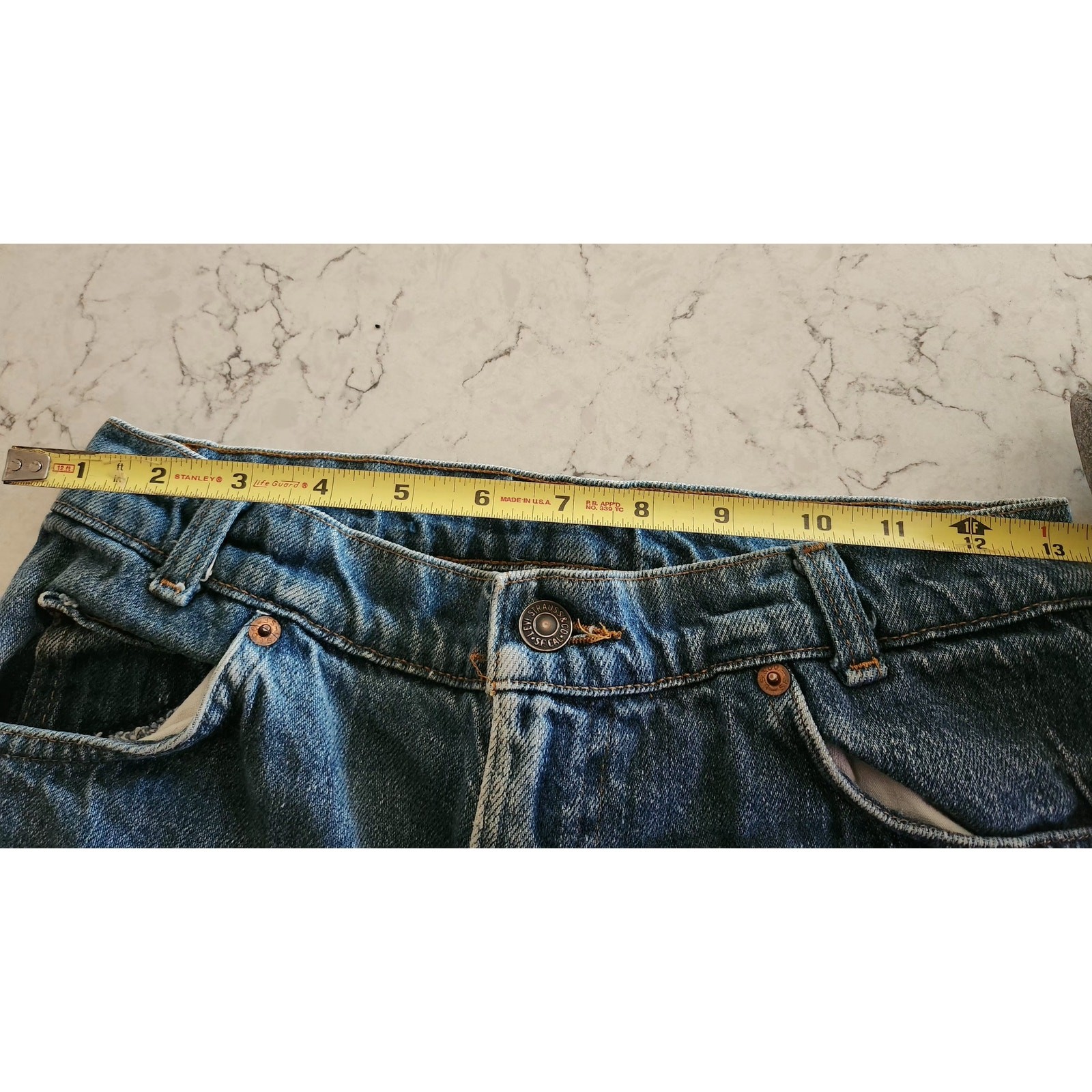 Vintage 80’s White label Levi Strauss Women’s Jeans sz 26″W