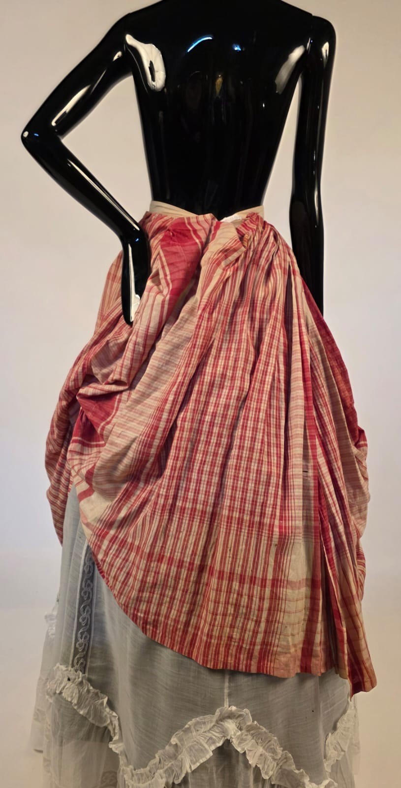 VICTORIAN 19TH C PLAID COTTON POLONAISE BUSTLE BACK OVERSKIRT SKIRT