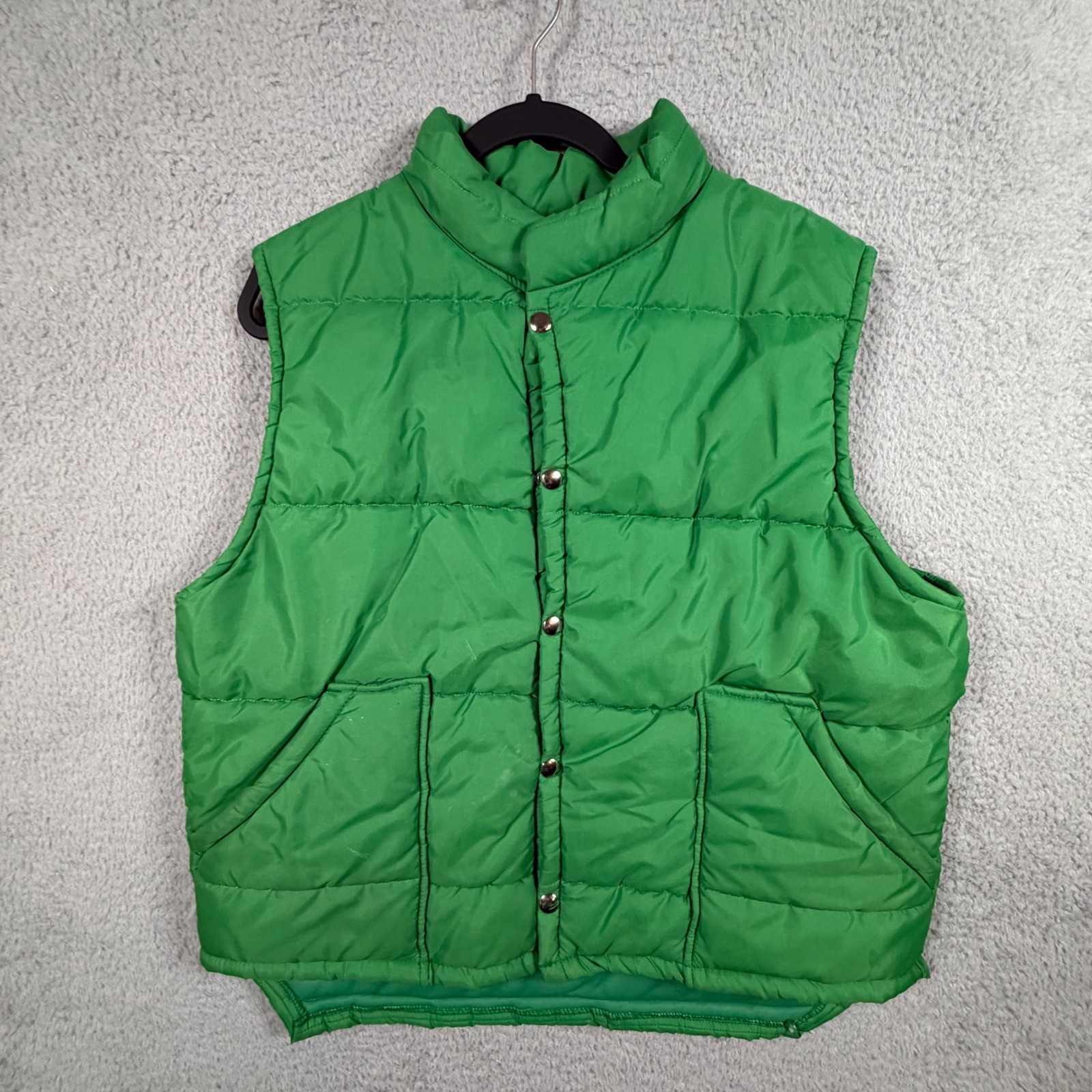 Vintage Swingster Women L Puffer Vest Green Snap Front Quilted Padded USA