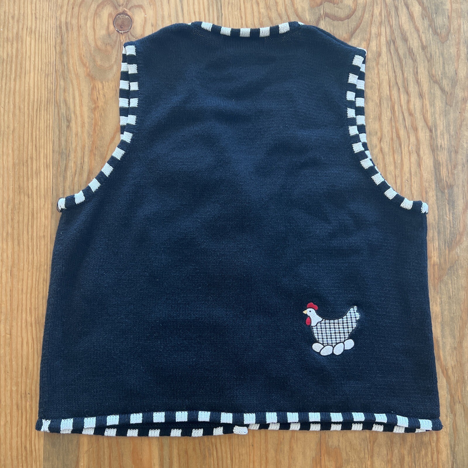 Mandal Bay Womens Size M Vintage Knitted Chicken Vest Black & White Chicks Eggs
