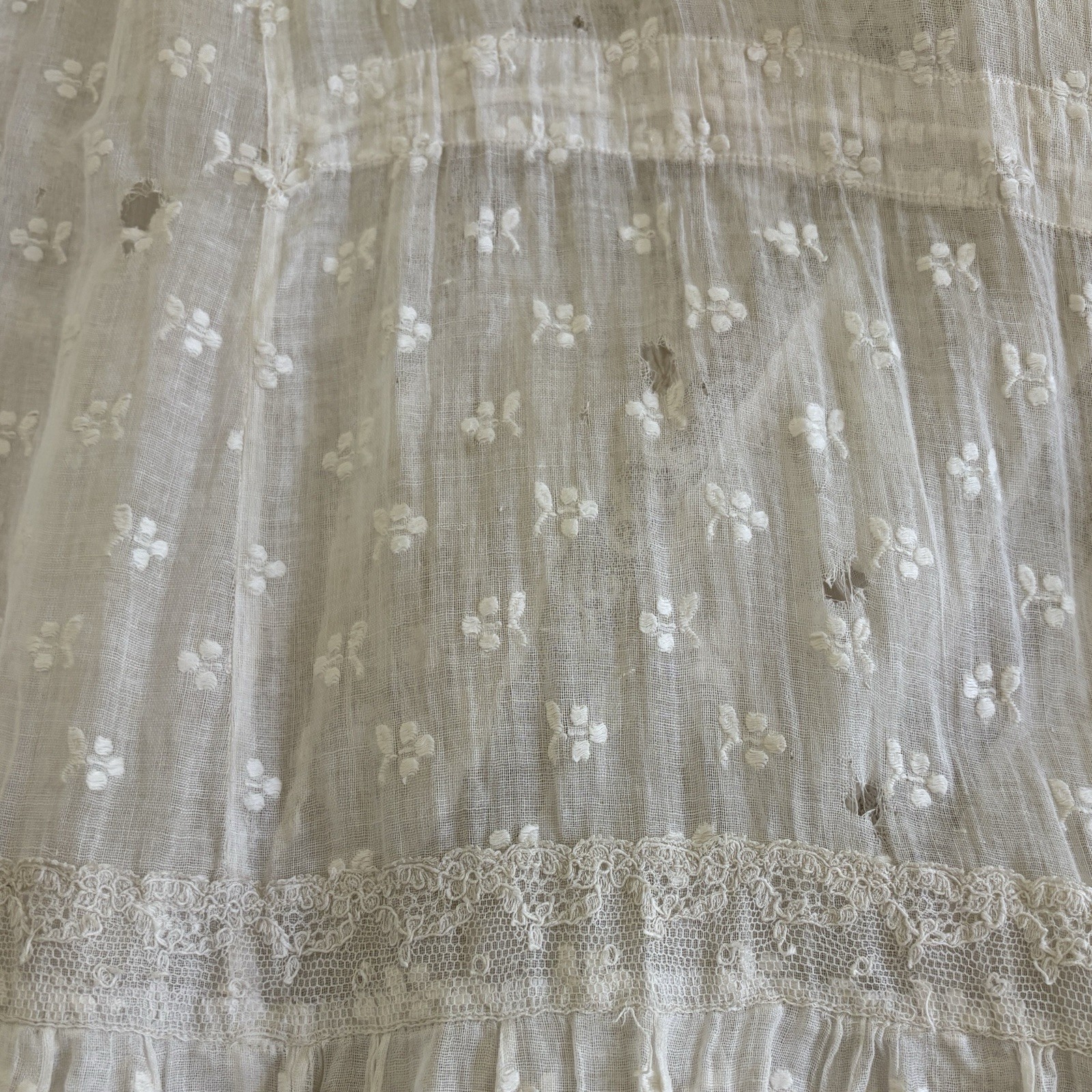 Antique 1800’s White Lace Women’s 42 In Long Skirt W/ Pocket Tiered Ruffles VTG