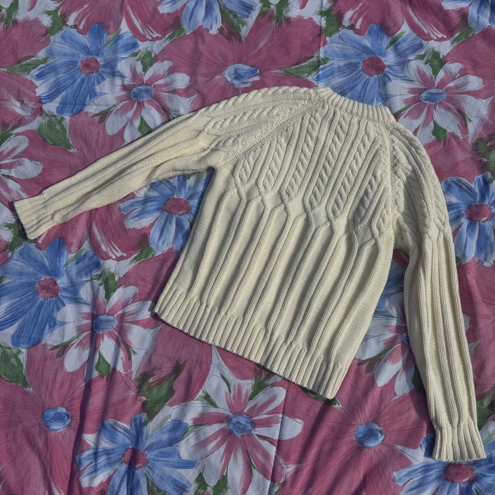 Vintage 1970s The Broadway University Shop Sweater – Size XL – Cream Acrylic